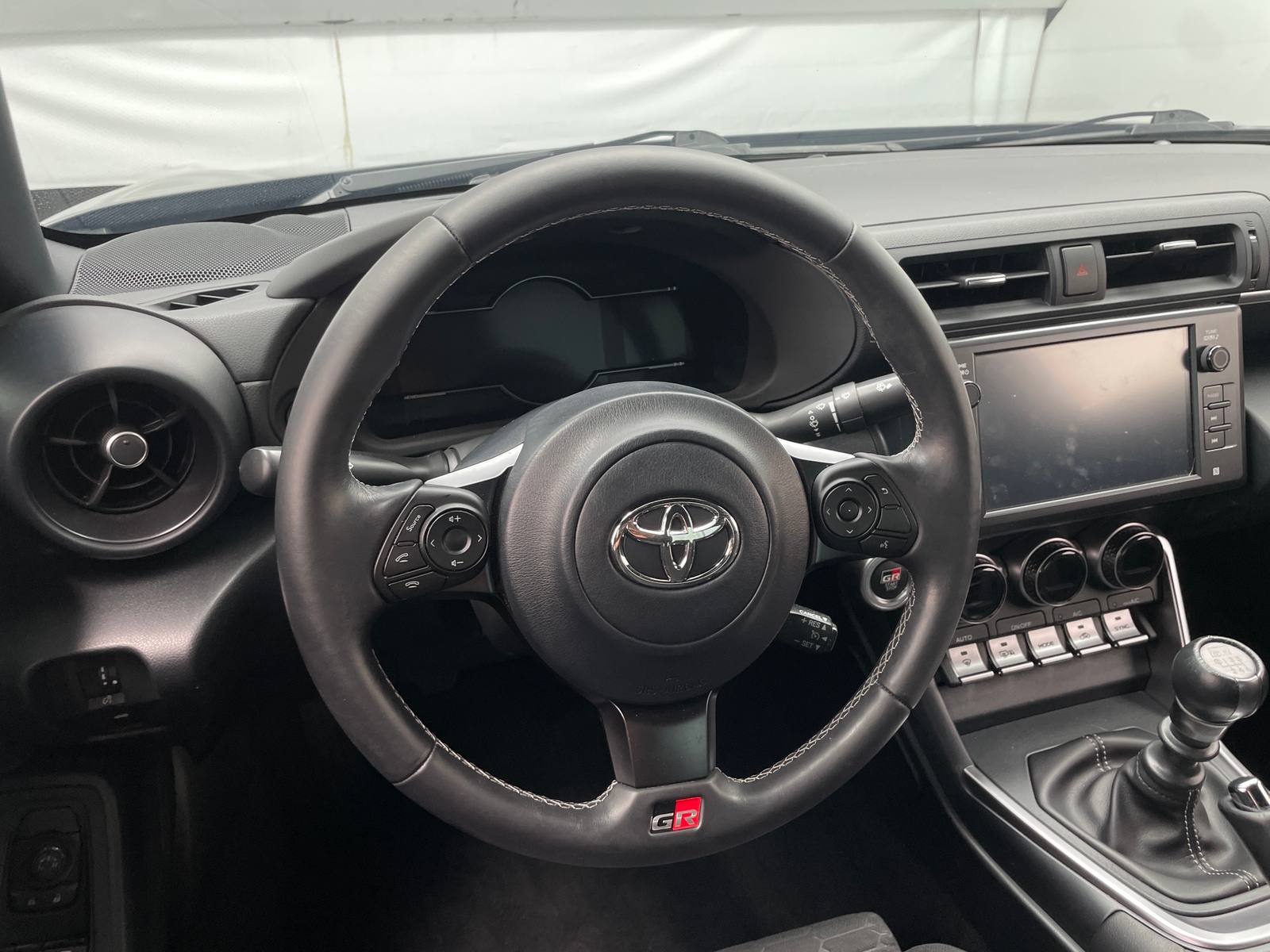Thumbnail: 2022 Toyota GR86 - 4
