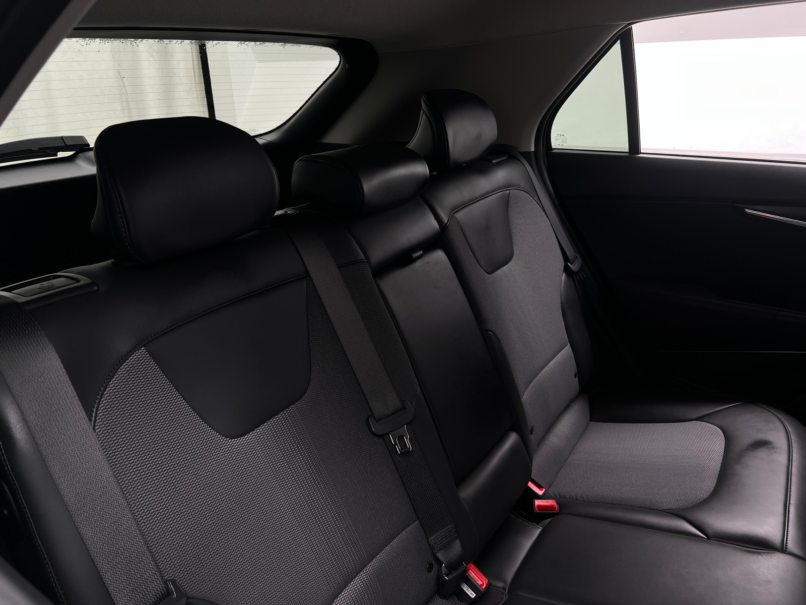 Thumbnail: 2025 Kia Niro - 6