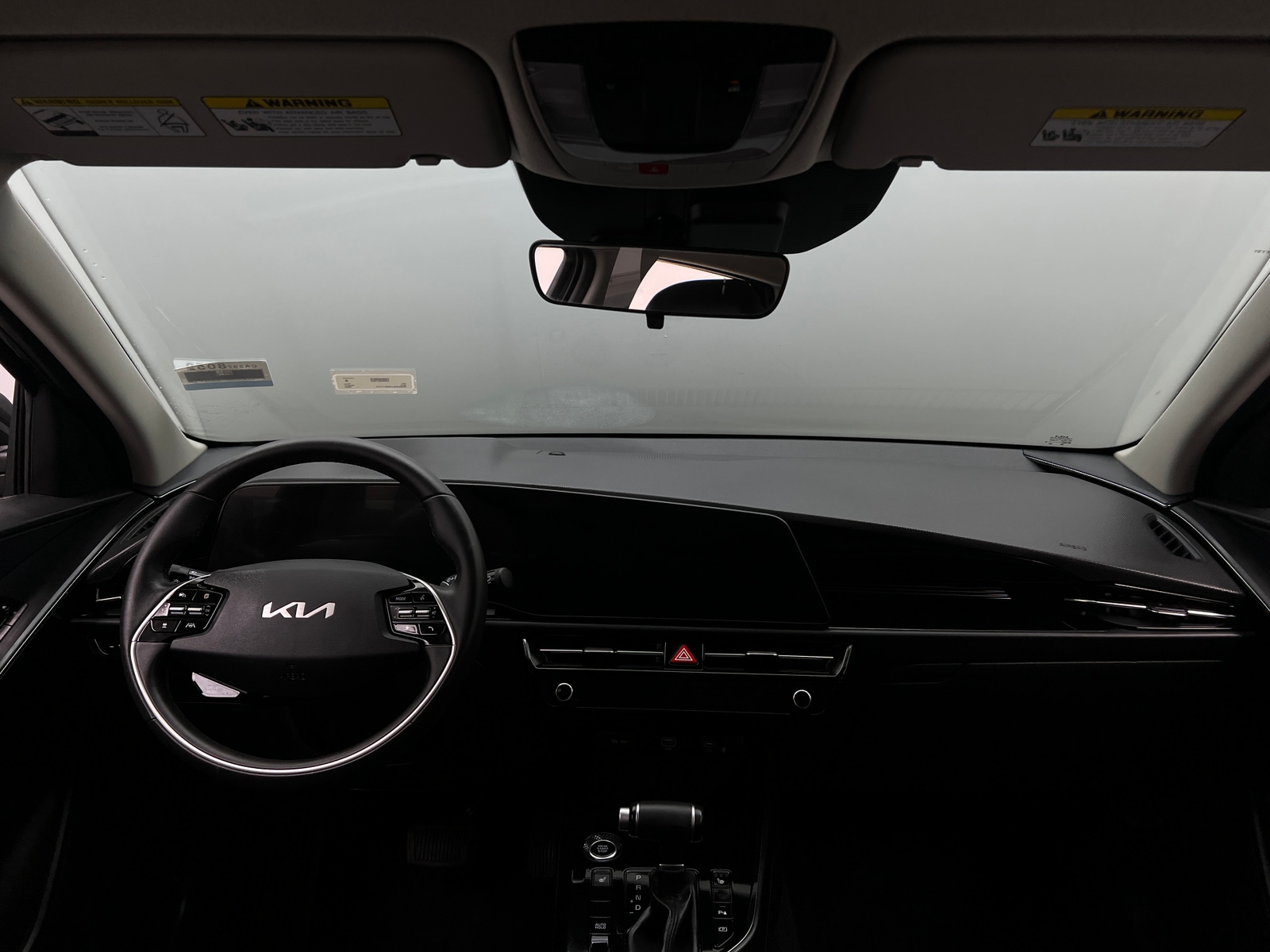 Thumbnail: 2025 Kia Niro - 3