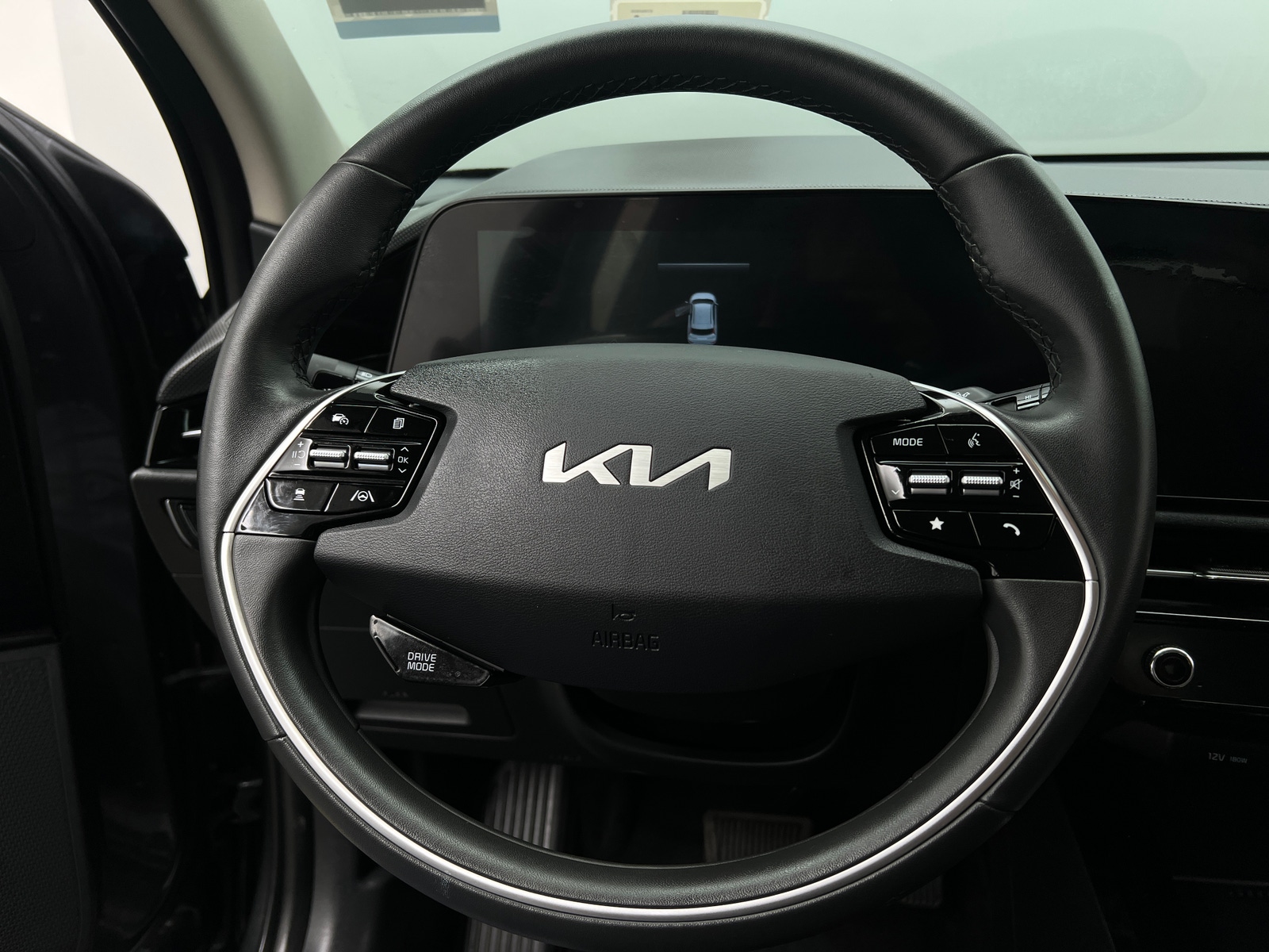 Thumbnail: 2025 Kia Niro - 5