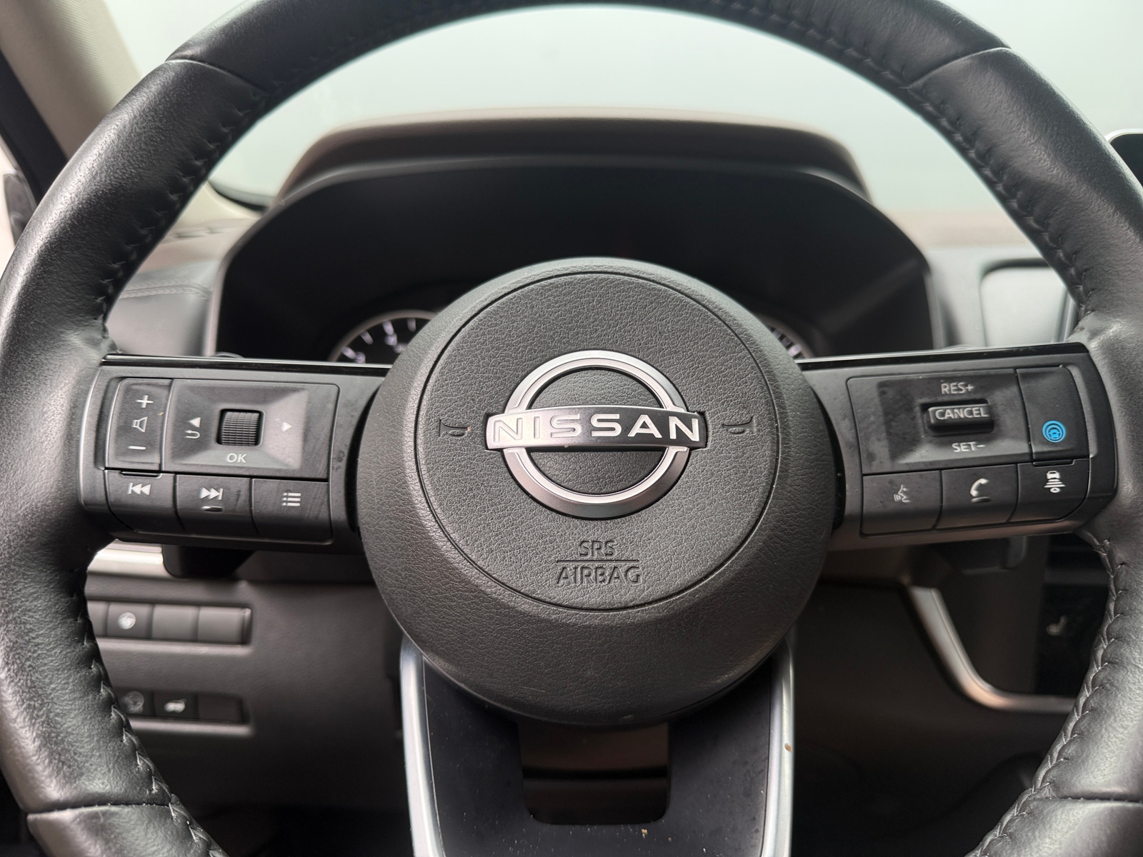 Thumbnail: 2023 Nissan Rogue - 4