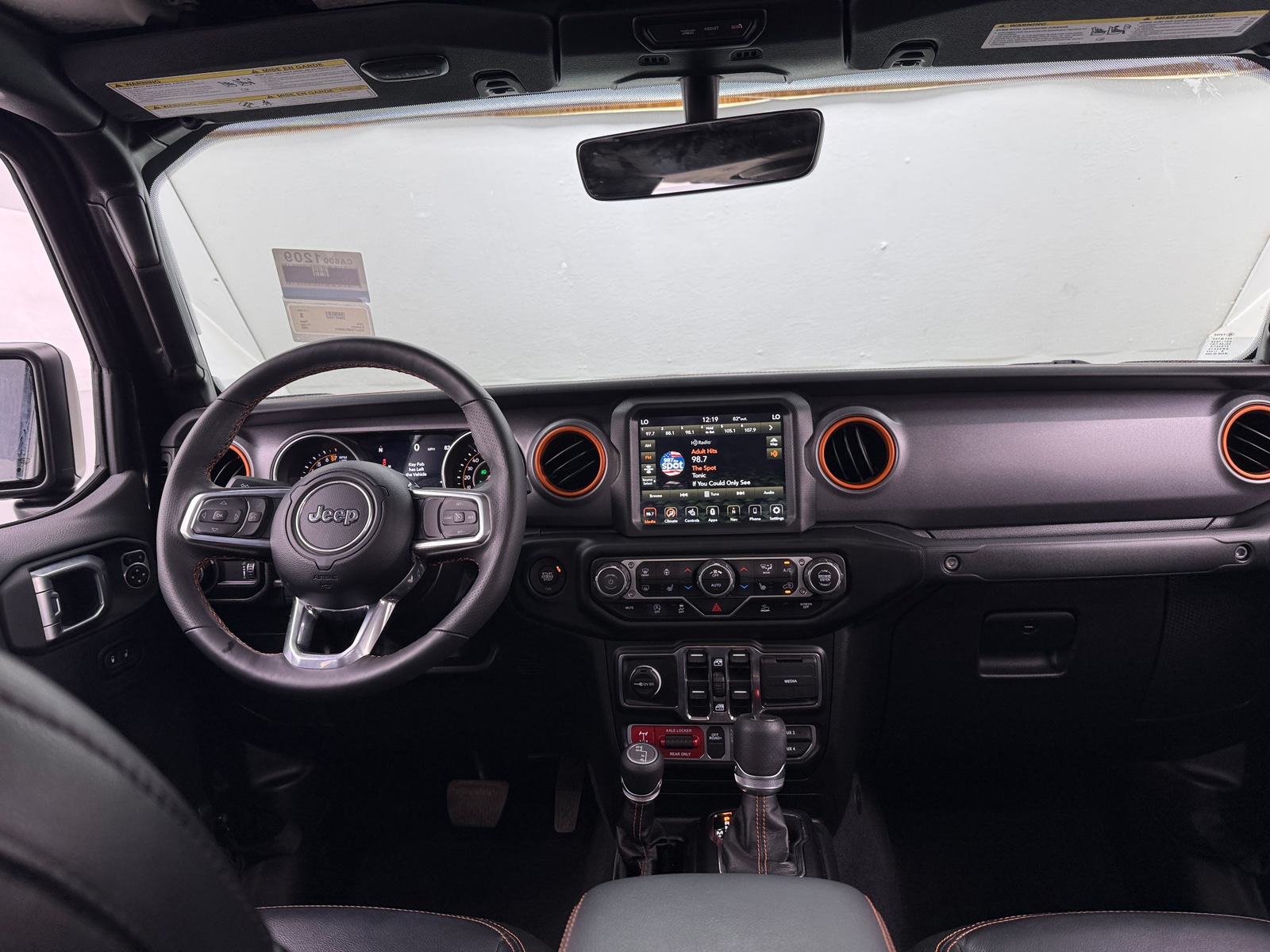 Thumbnail: 2023 Jeep Gladiator - 3