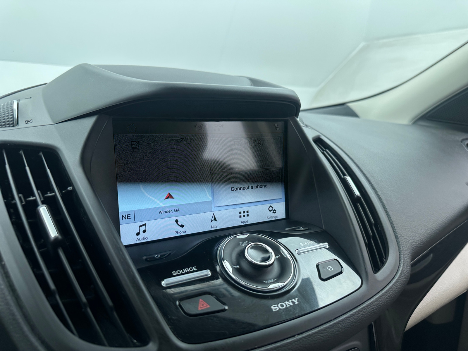 Thumbnail: 2019 Ford Escape - 3