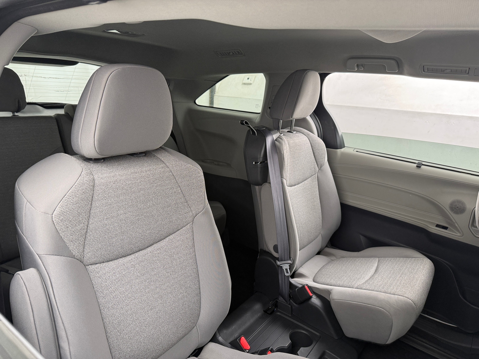 Thumbnail: 2024 Toyota Sienna - 6