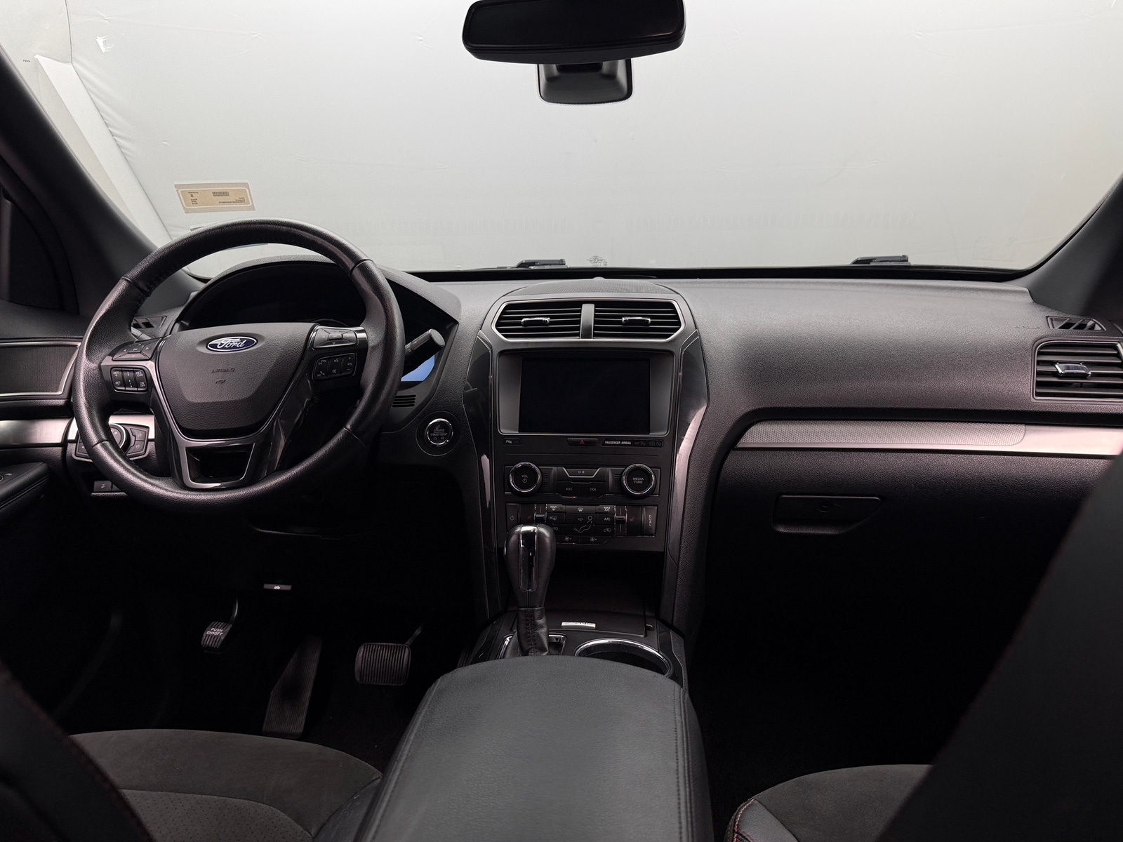 Thumbnail: 2019 Ford Explorer - 3