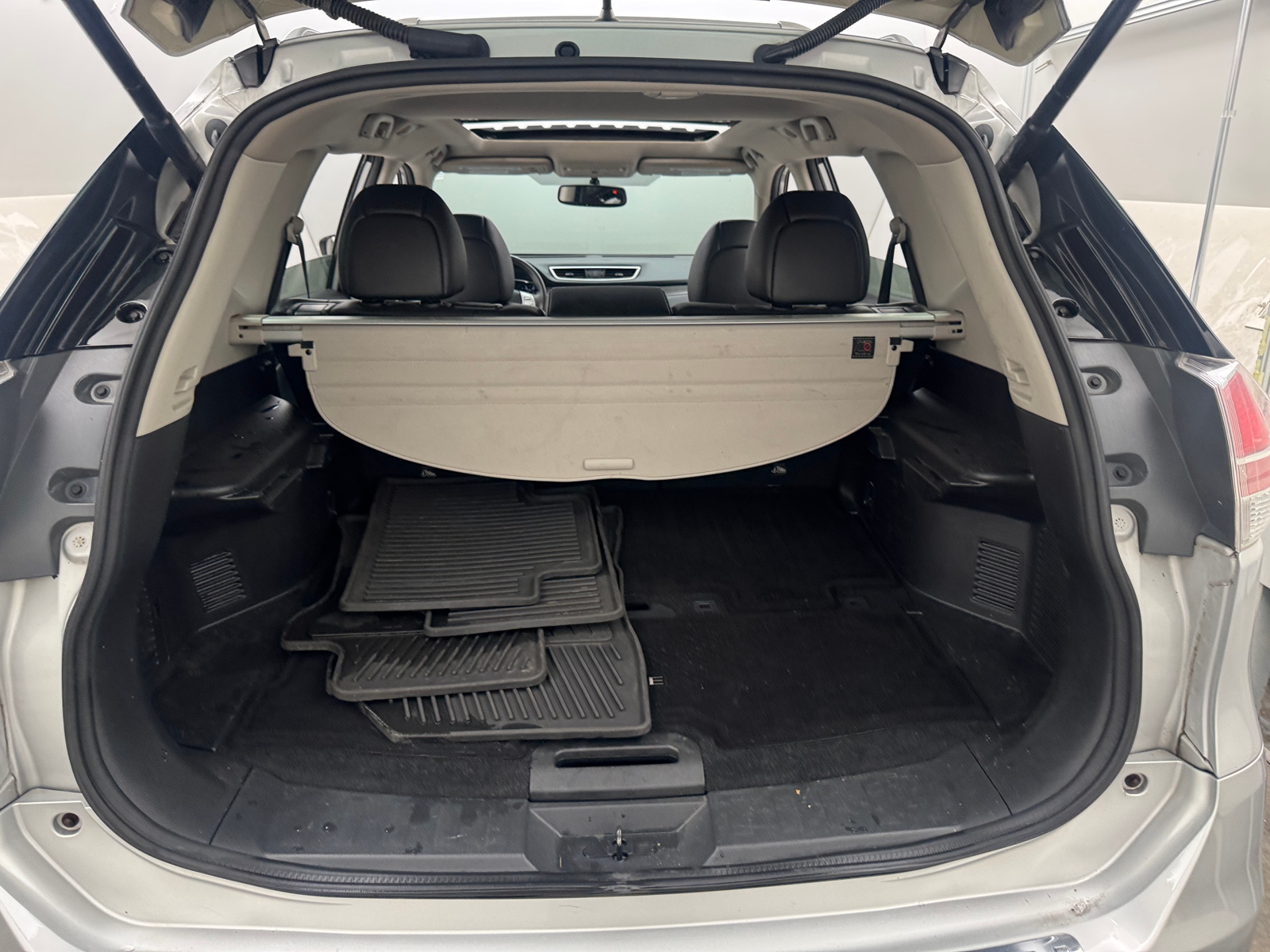 Thumbnail: 2016 Nissan Rogue - 6