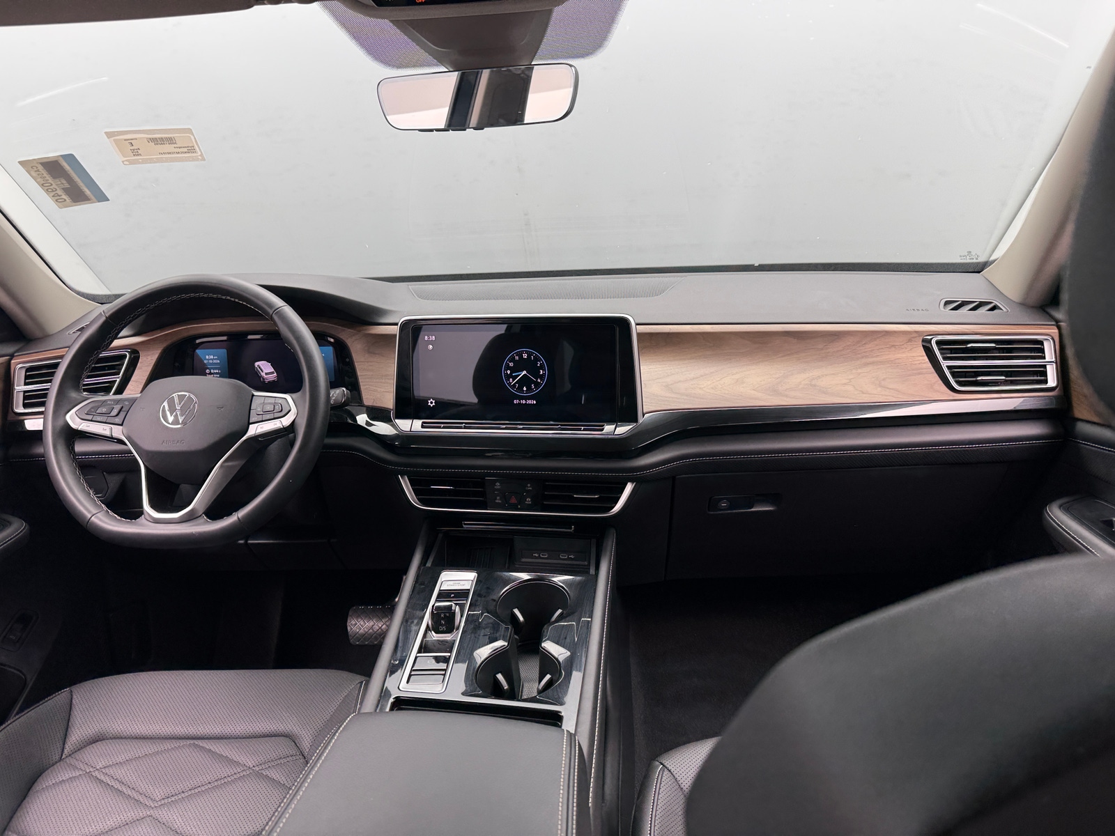 Thumbnail: 2026 Volkswagen Atlas - 2