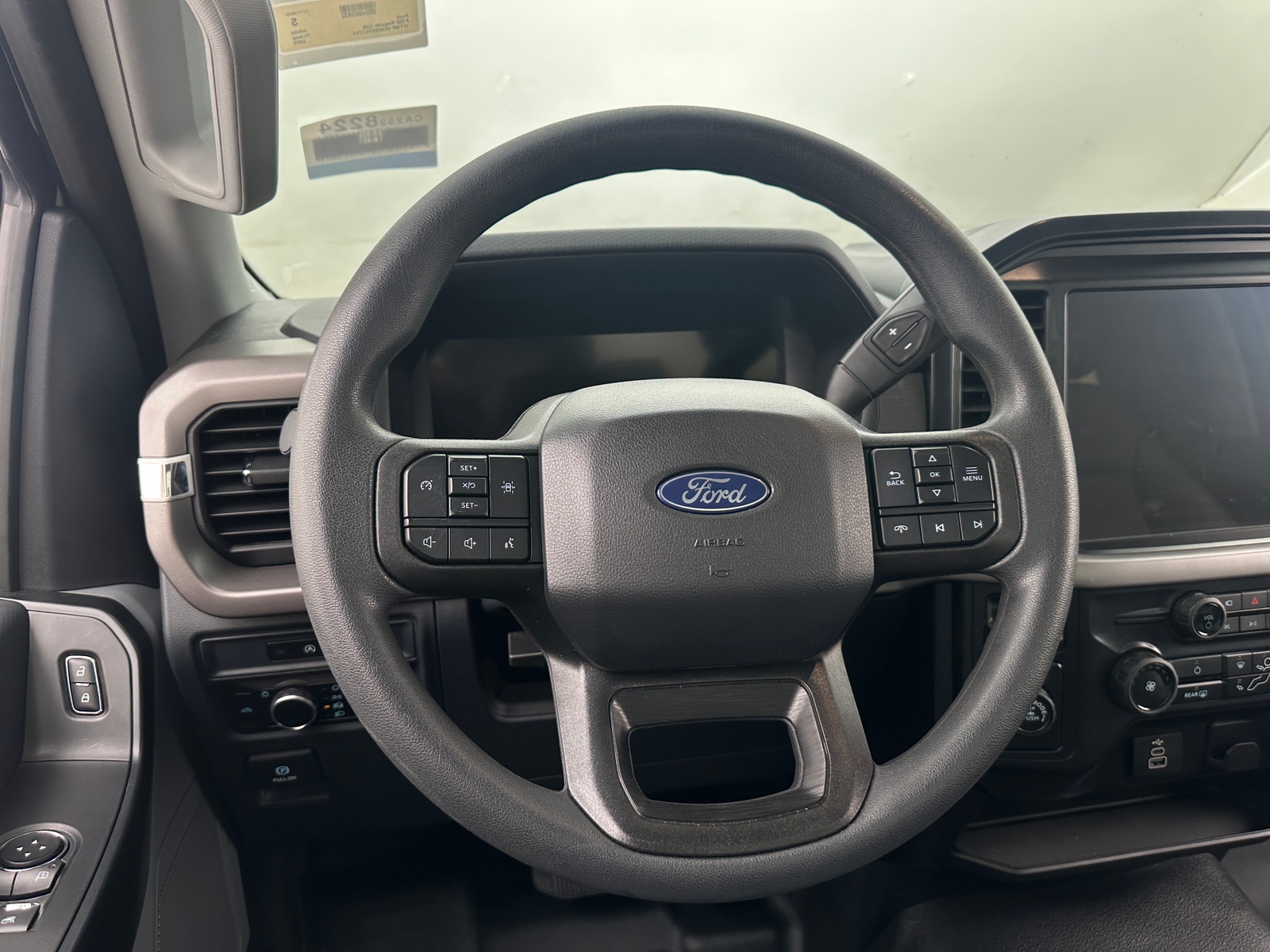 Thumbnail: 2025 Ford Econoline - 4