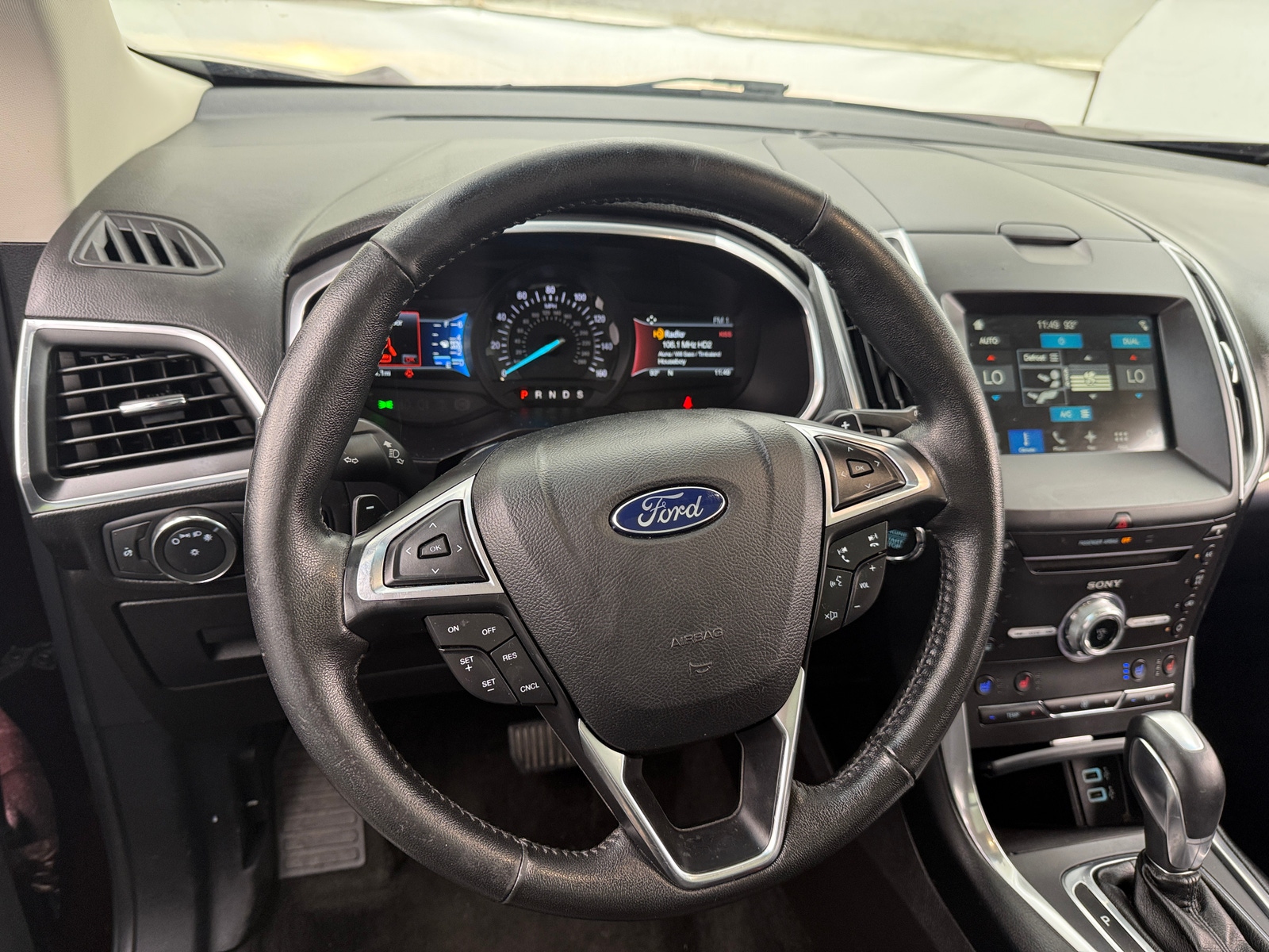 Thumbnail: 2017 Ford Edge - 4