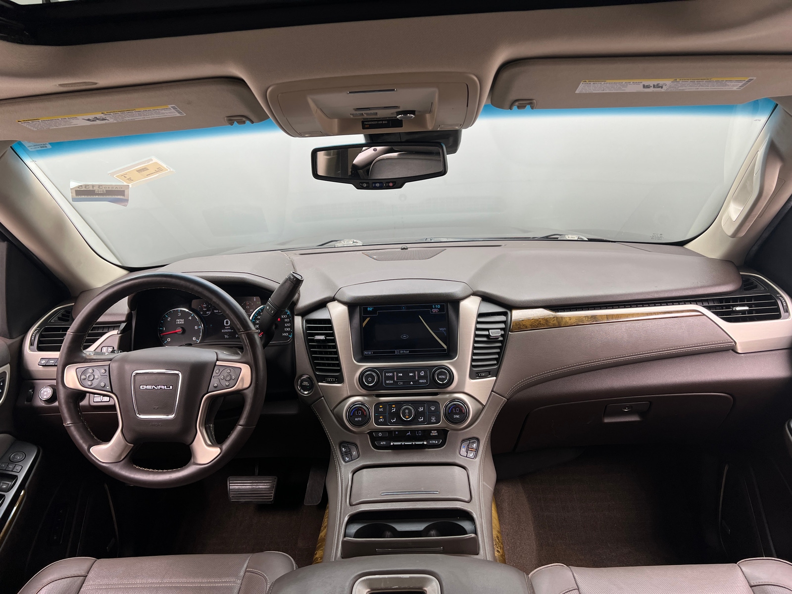 Thumbnail: 2017 GMC Yukon XL - 2