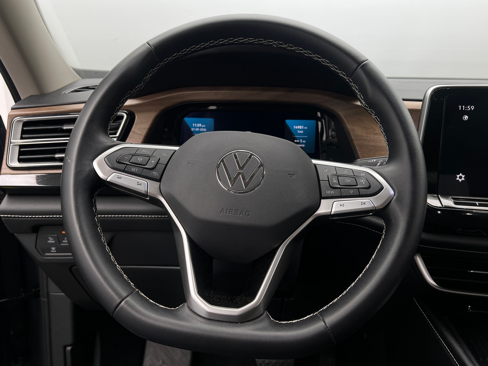 Thumbnail: 2026 Volkswagen Atlas - 4