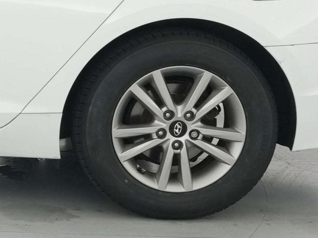 2017 Hyundai Sonata SE - Photo 14