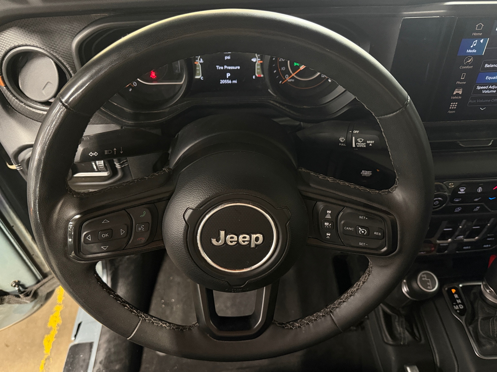 Thumbnail: 2025 Jeep Gladiator - 5