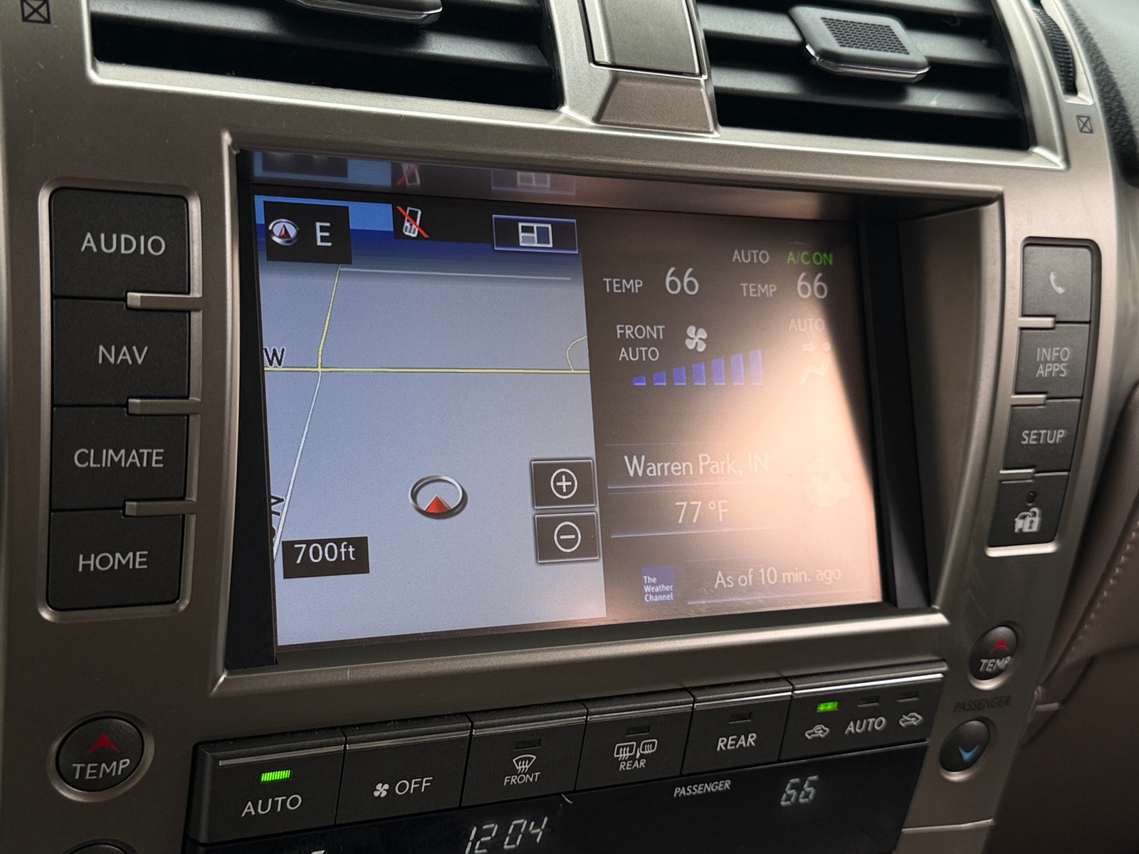 Thumbnail: 2014 Lexus GX - 3