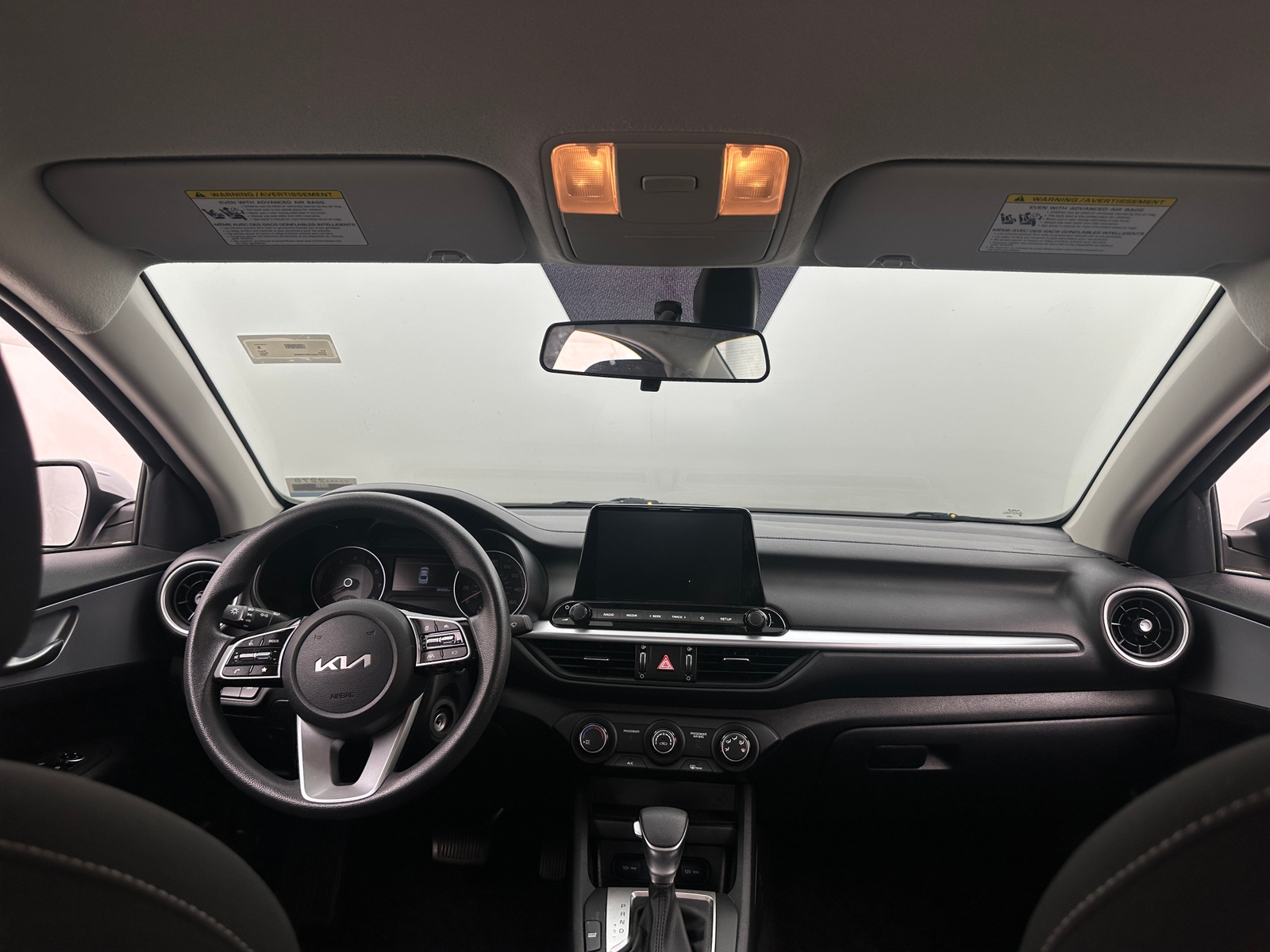 Thumbnail: 2022 Kia Forte - 3
