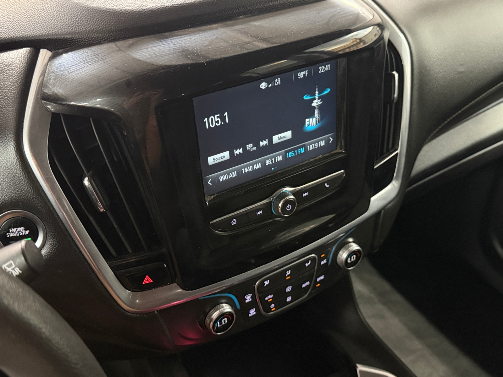 Thumbnail: 2019 Chevrolet Traverse - 4