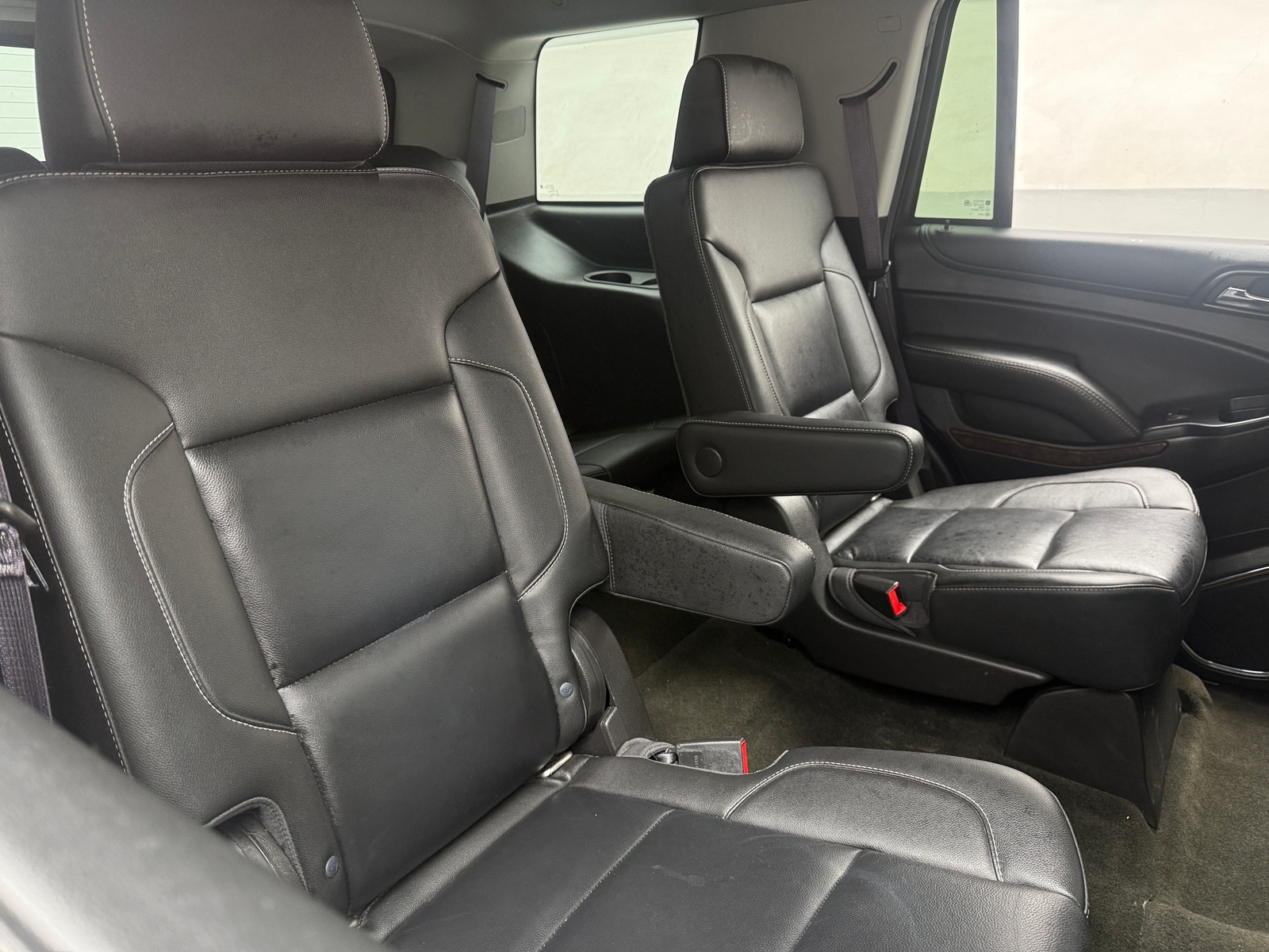 Thumbnail: 2017 Chevrolet Tahoe - 5