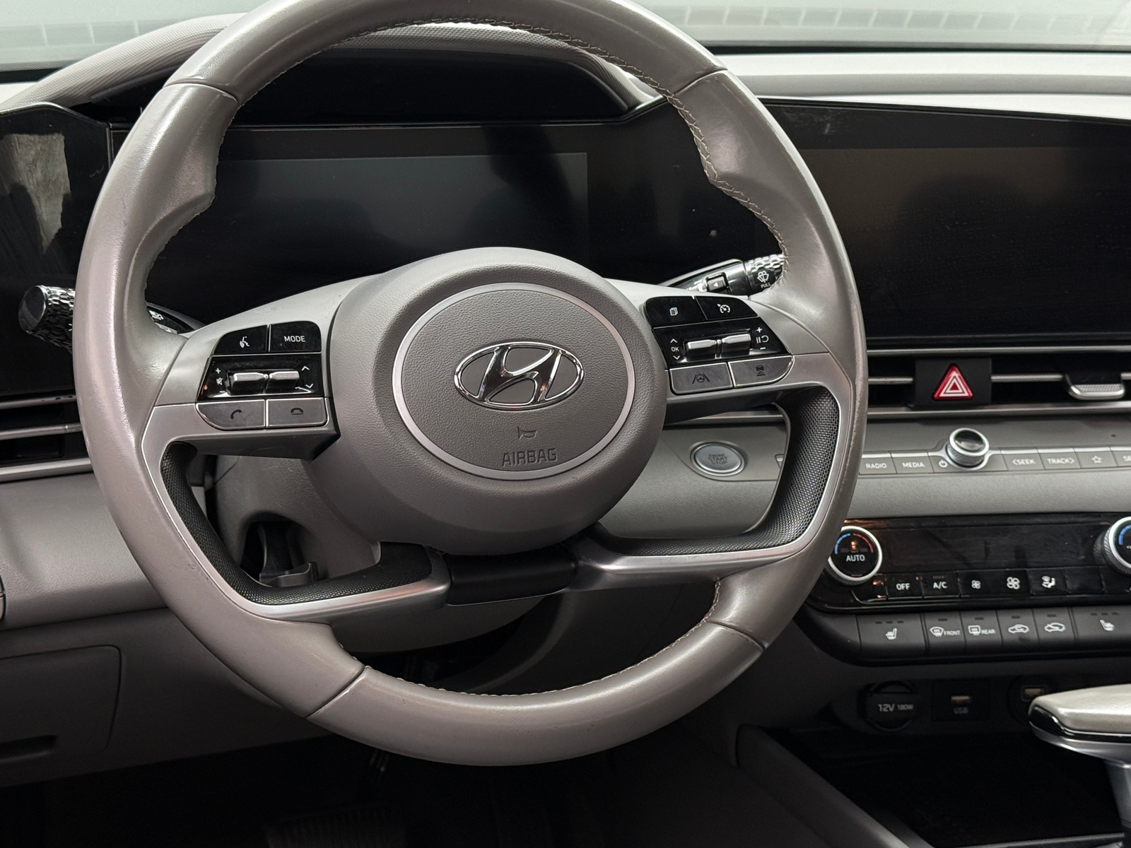 Thumbnail: 2023 Hyundai Elantra - 5