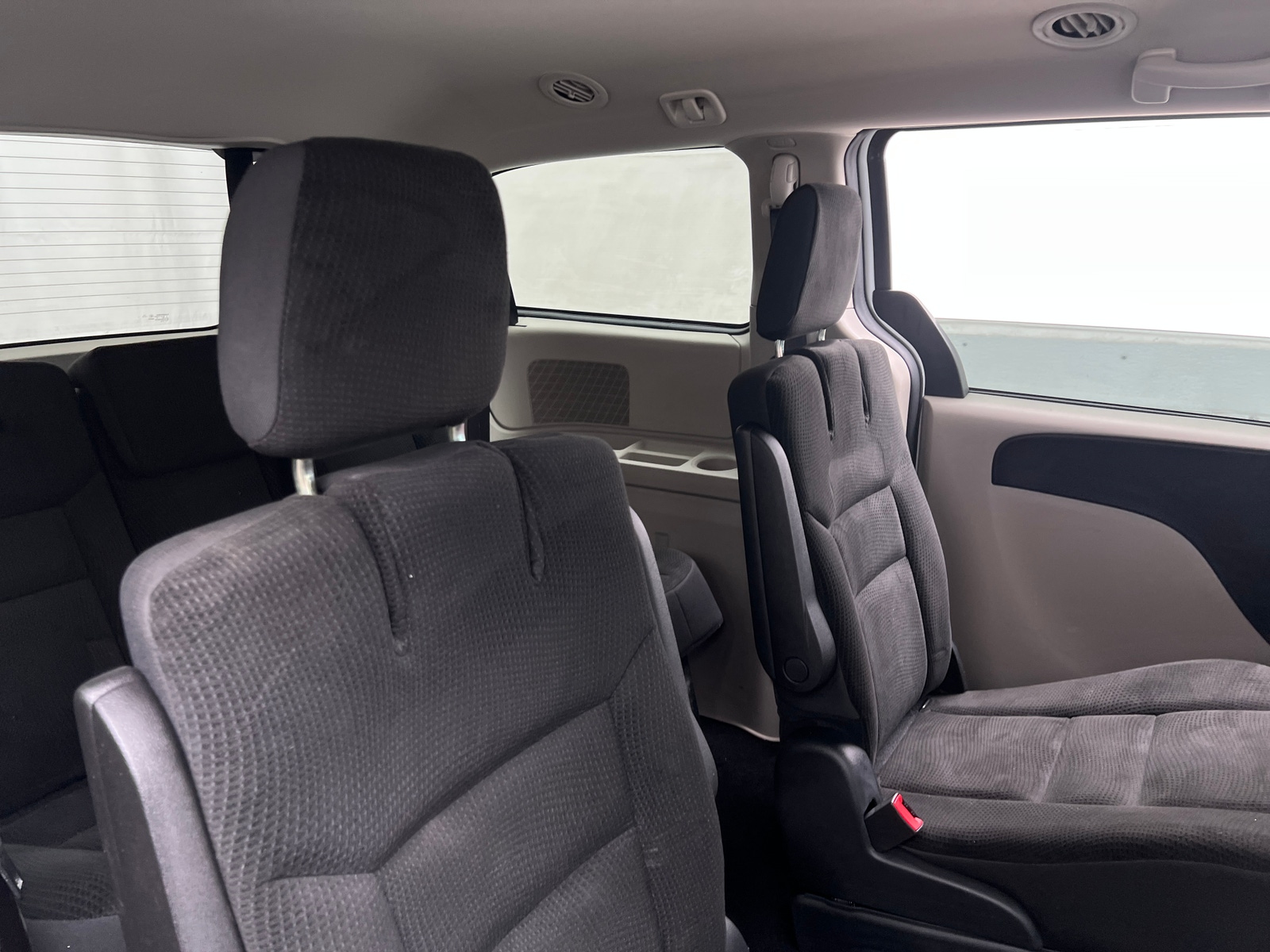 Thumbnail: 2019 Dodge Grand Caravan - 6
