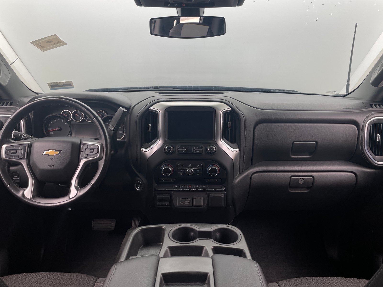 Thumbnail: 2020 Chevrolet Silverado 1500 - 3