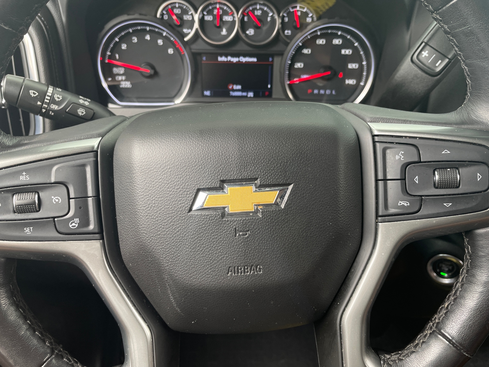 Thumbnail: 2020 Chevrolet Silverado 1500 - 5