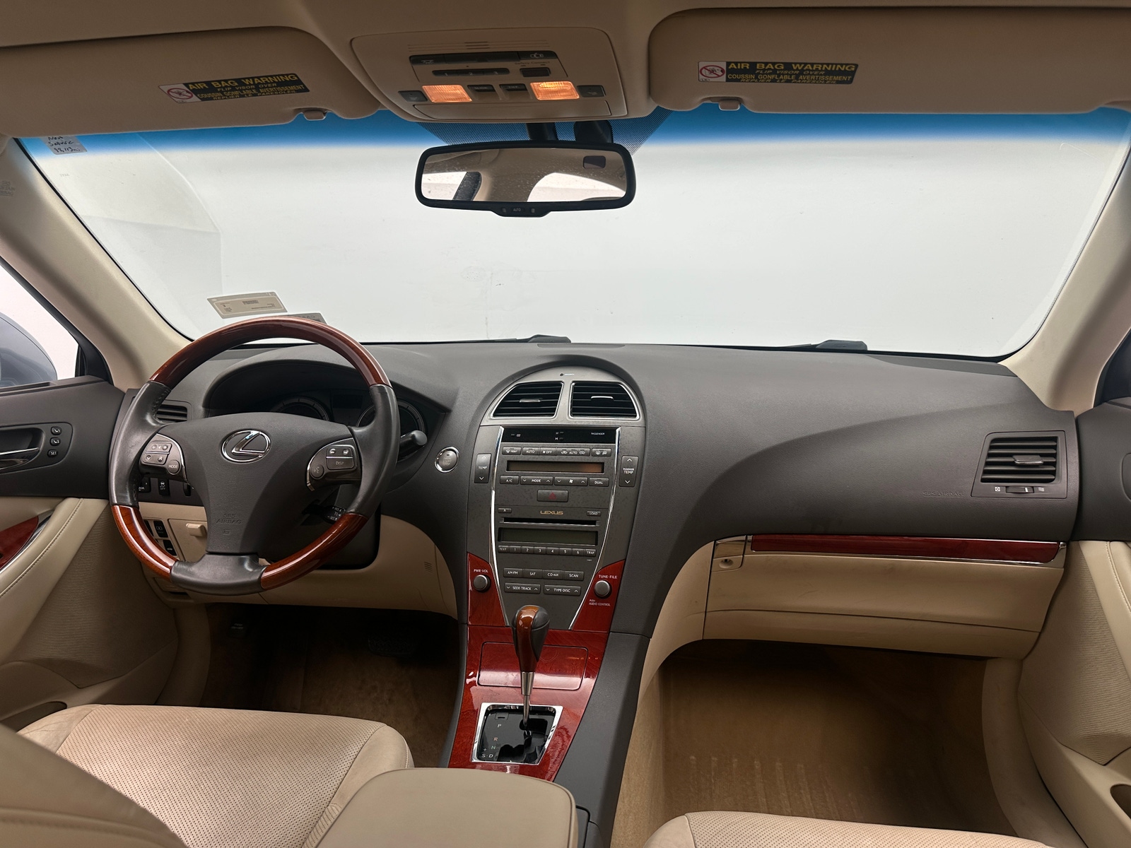 Thumbnail: 2011 Lexus ES - 2