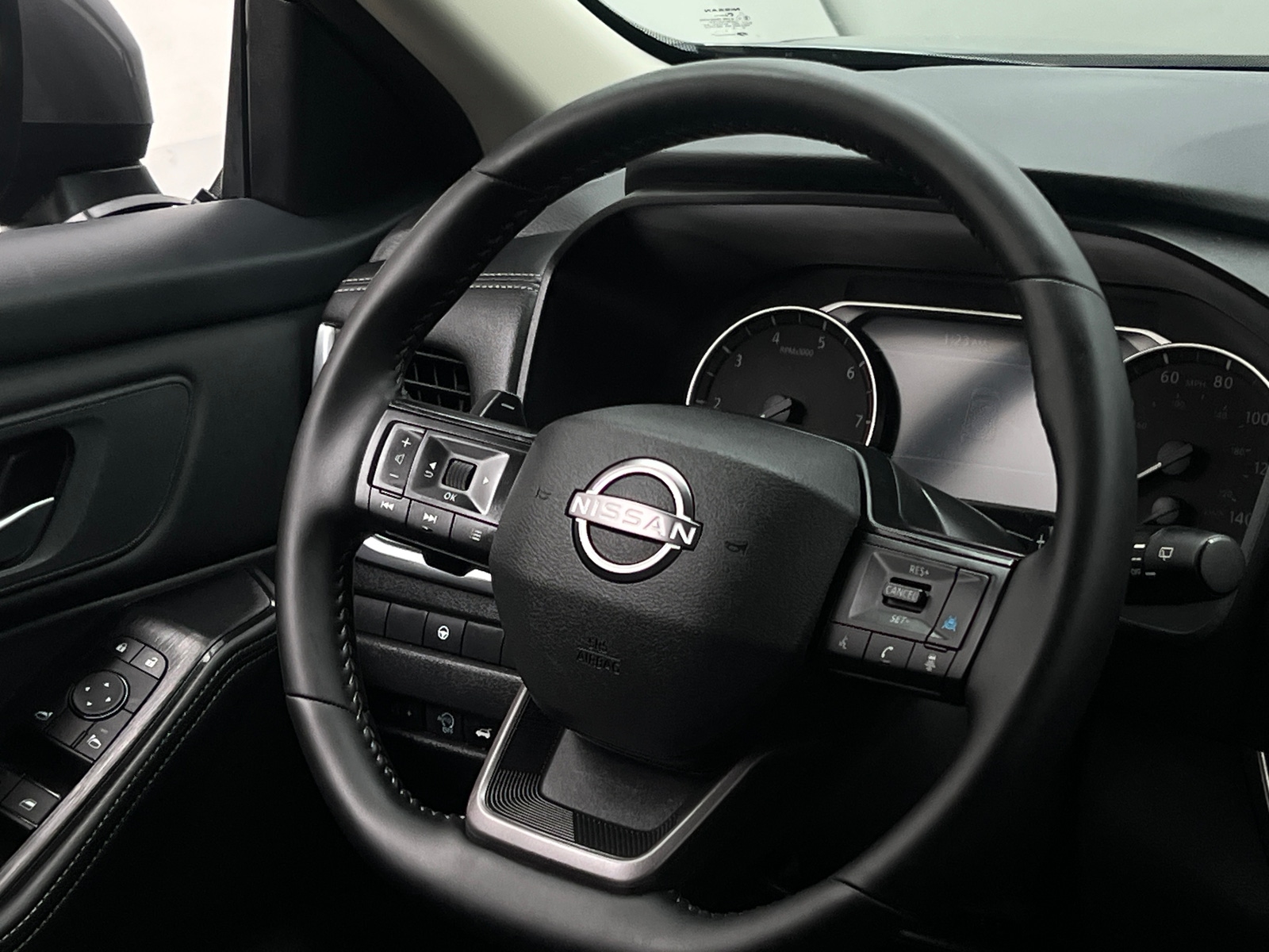 Thumbnail: 2026 Nissan Rogue - 5