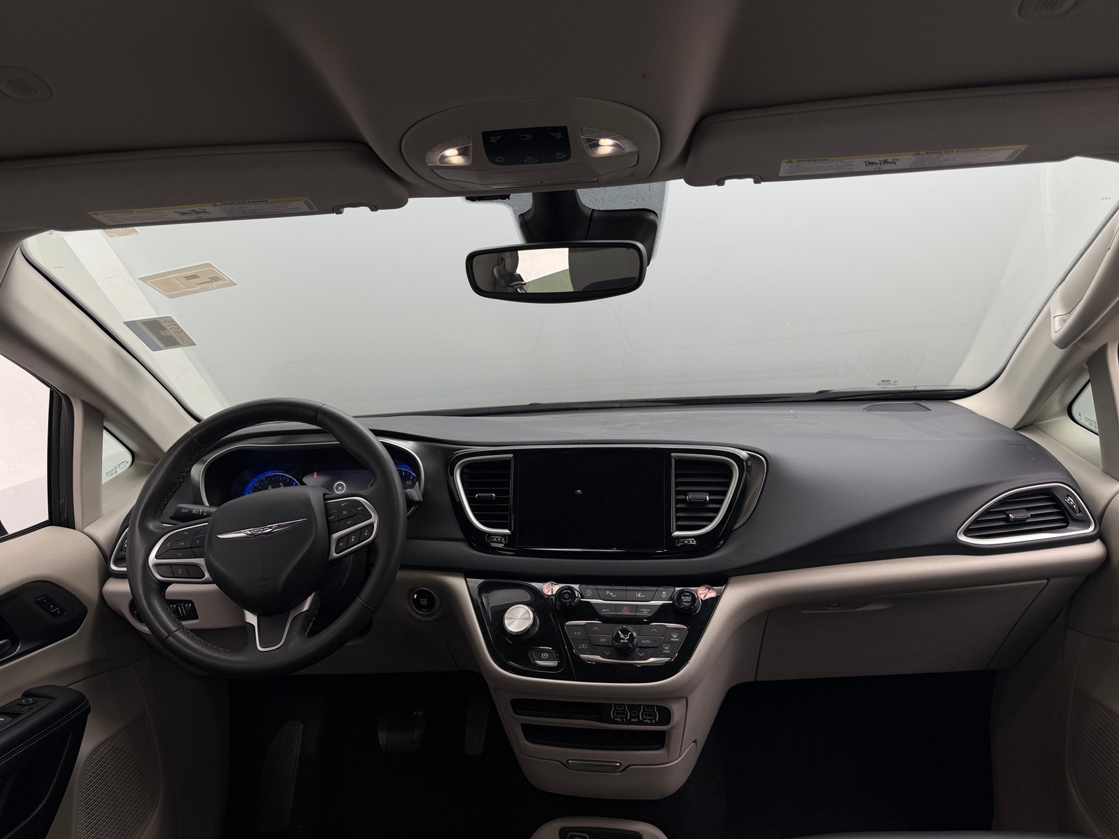 Thumbnail: 2023 Chrysler Pacifica - 2