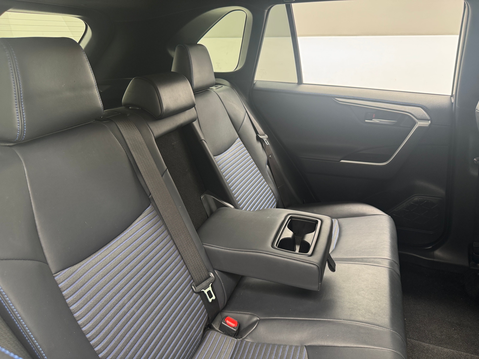Thumbnail: 2019 Toyota RAV4 - 5