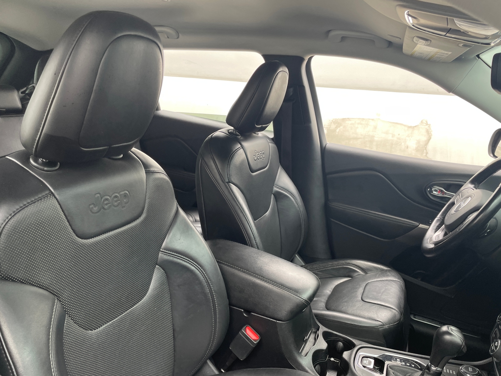 Thumbnail: 2020 Jeep Cherokee - 2