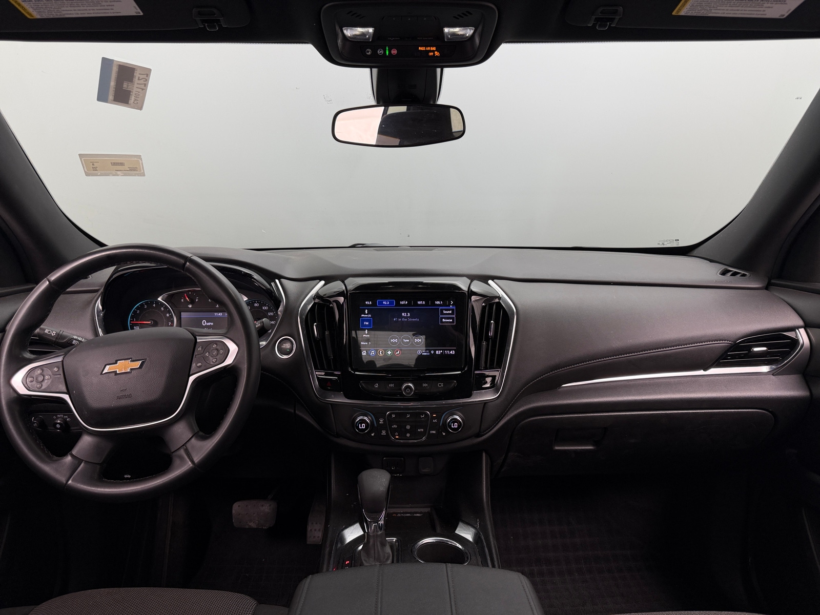 Thumbnail: 2023 Chevrolet Traverse - 3
