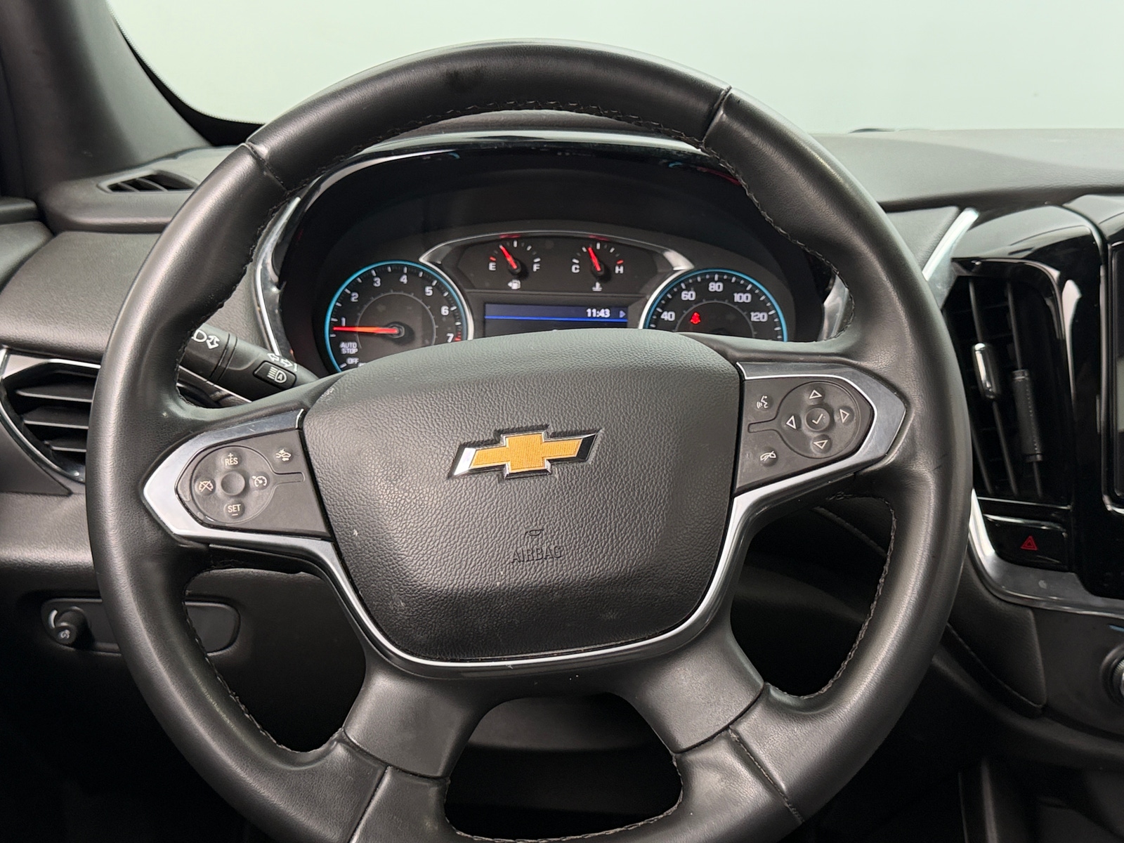 Thumbnail: 2023 Chevrolet Traverse - 5