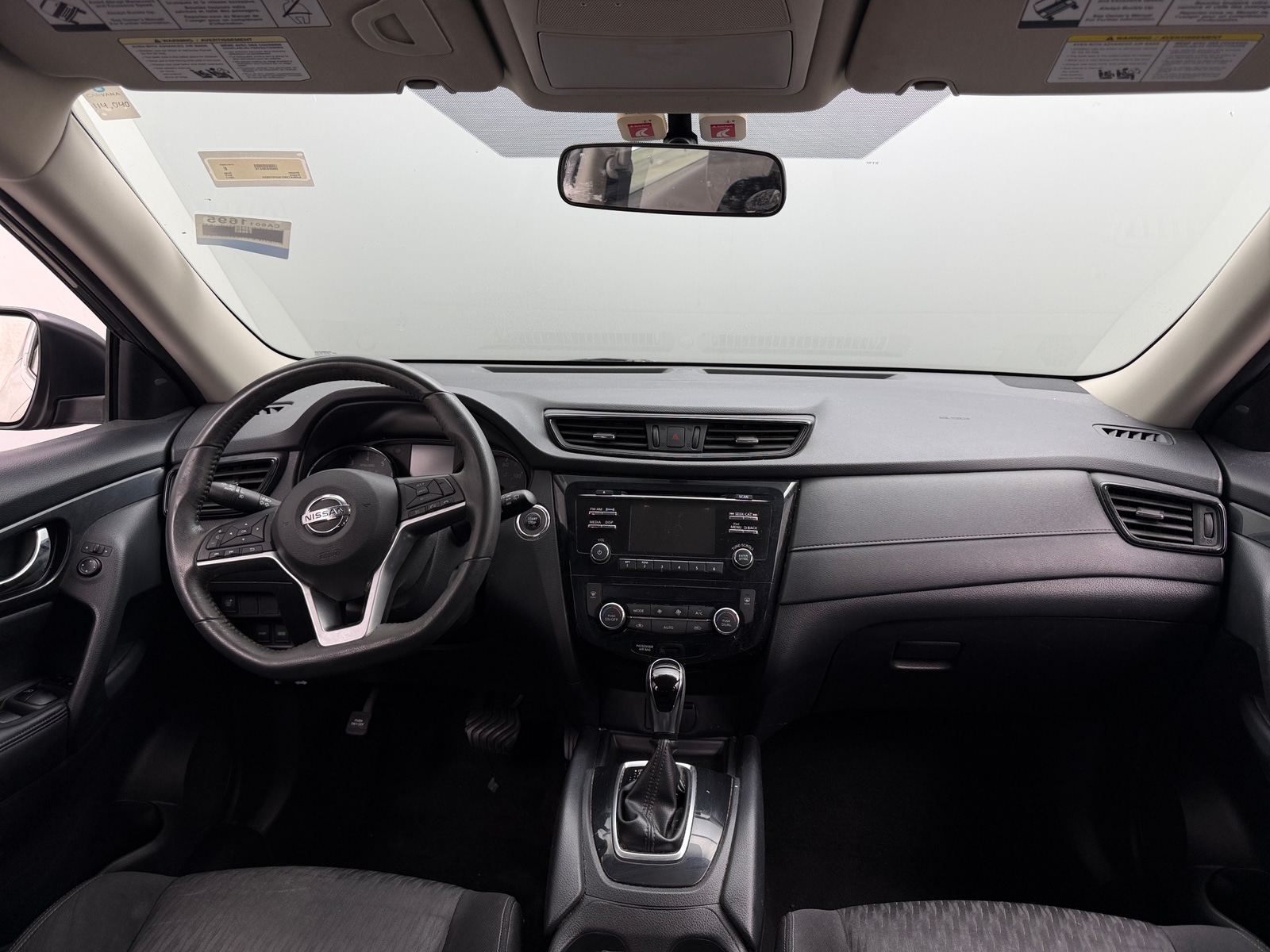 Thumbnail: 2017 Nissan Rogue - 3