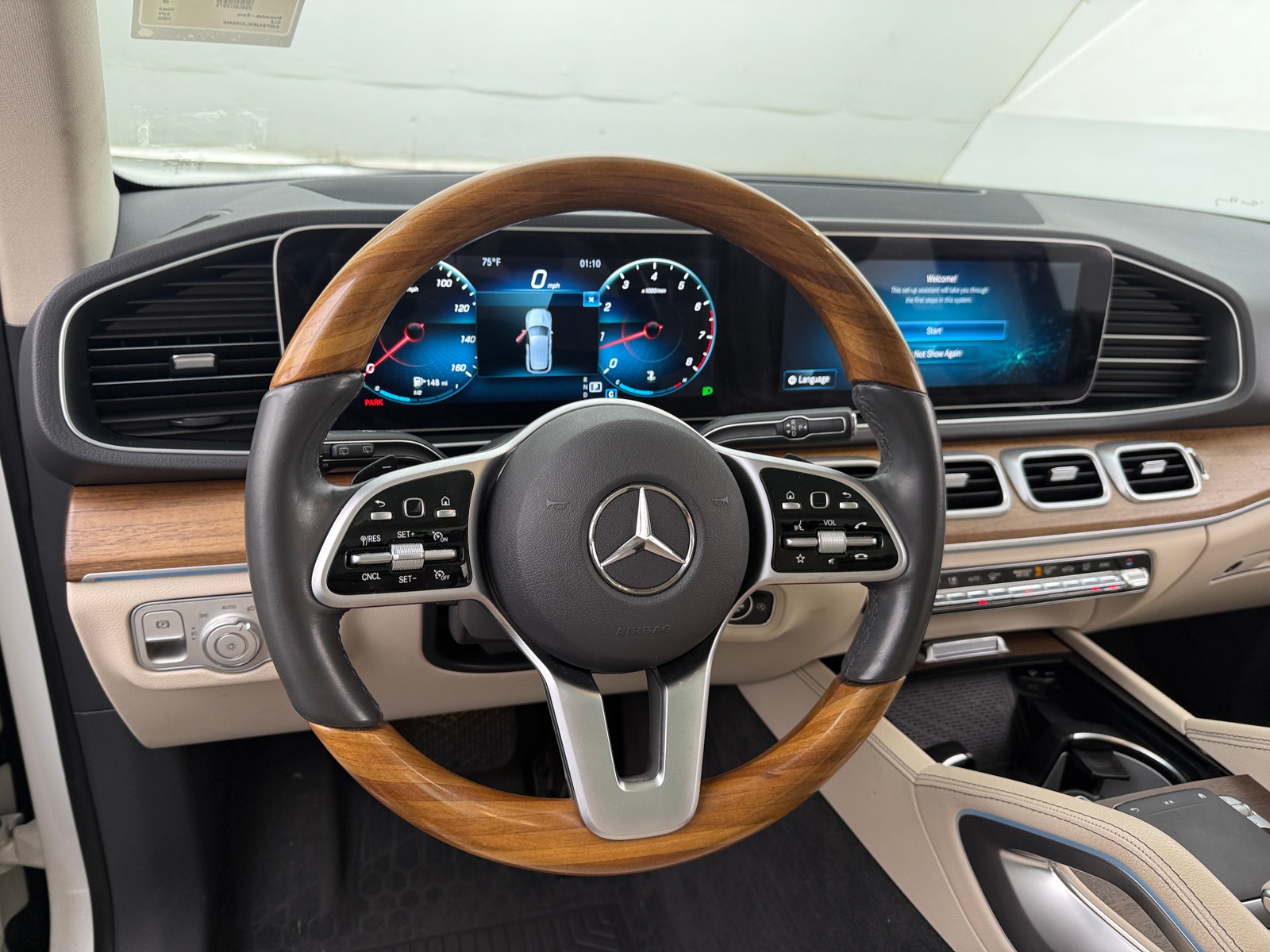 Thumbnail: 2020 Mercedes-Benz GLE - 4
