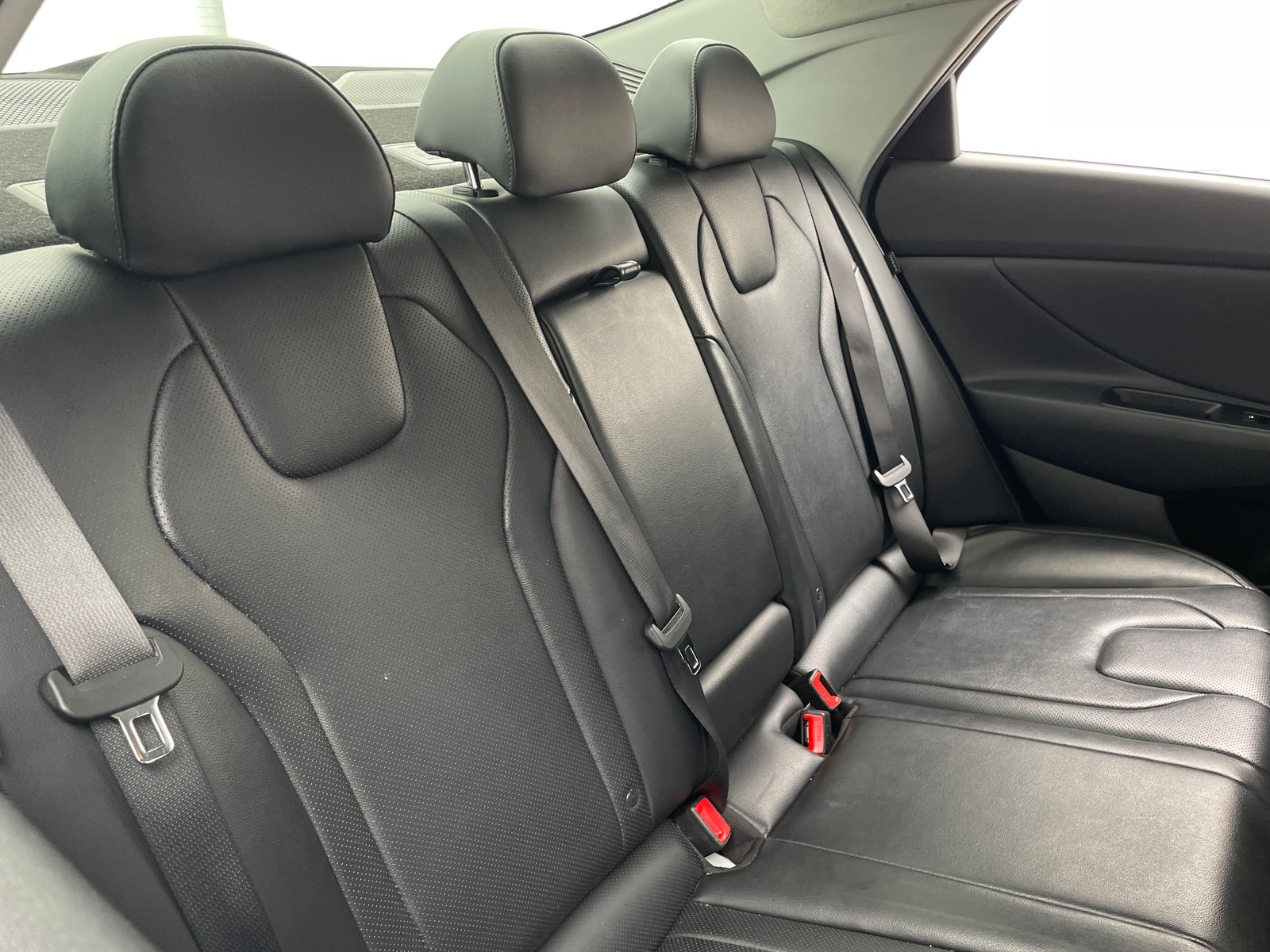 Thumbnail: 2024 Hyundai Elantra - 5