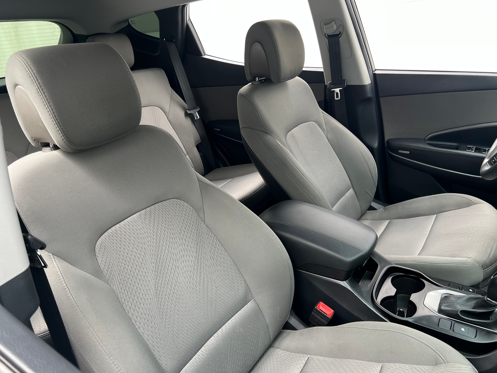 Thumbnail: 2017 Hyundai Santa Fe - 2