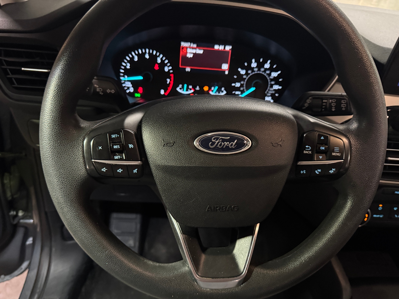 Thumbnail: 2022 Ford Escape - 5