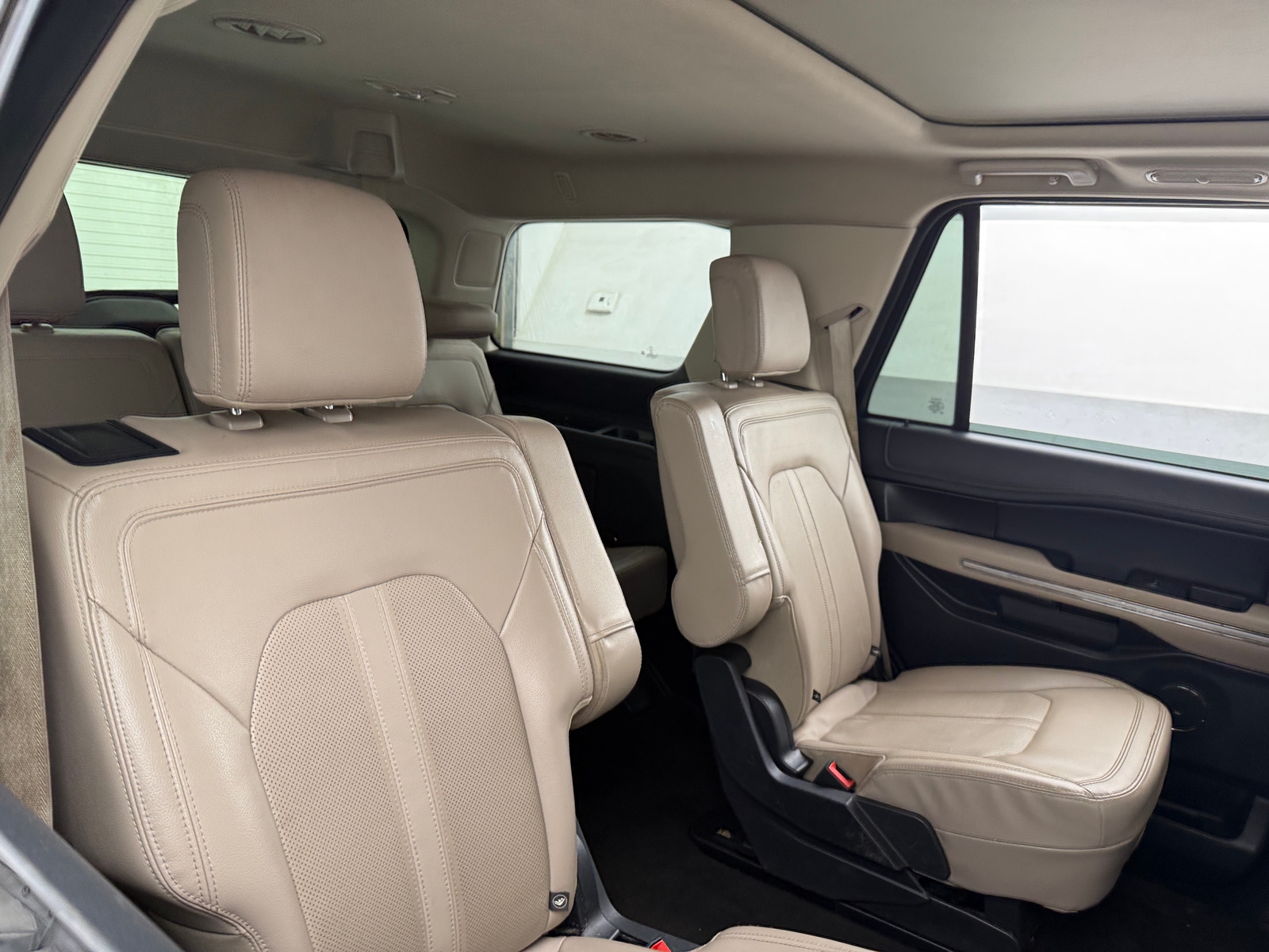 Thumbnail: 2022 Ford Expedition - 6