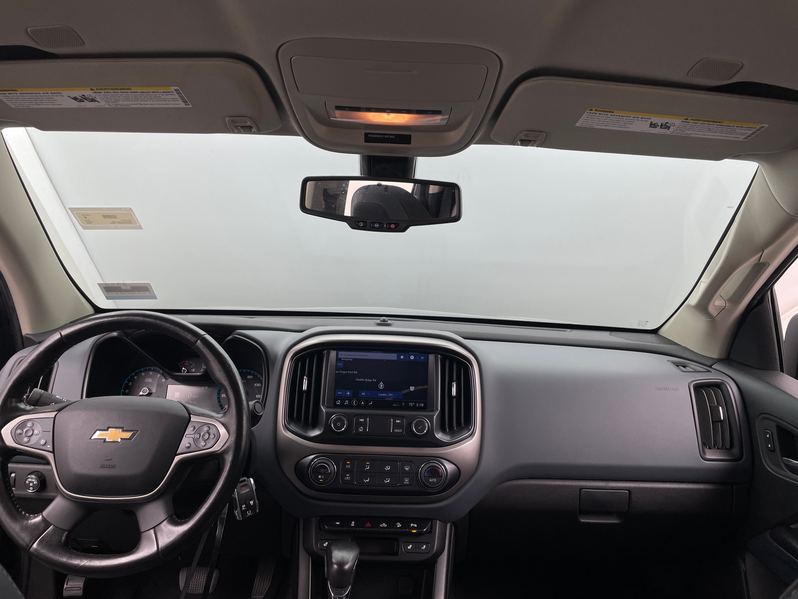 Thumbnail: 2022 Chevrolet Colorado - 3