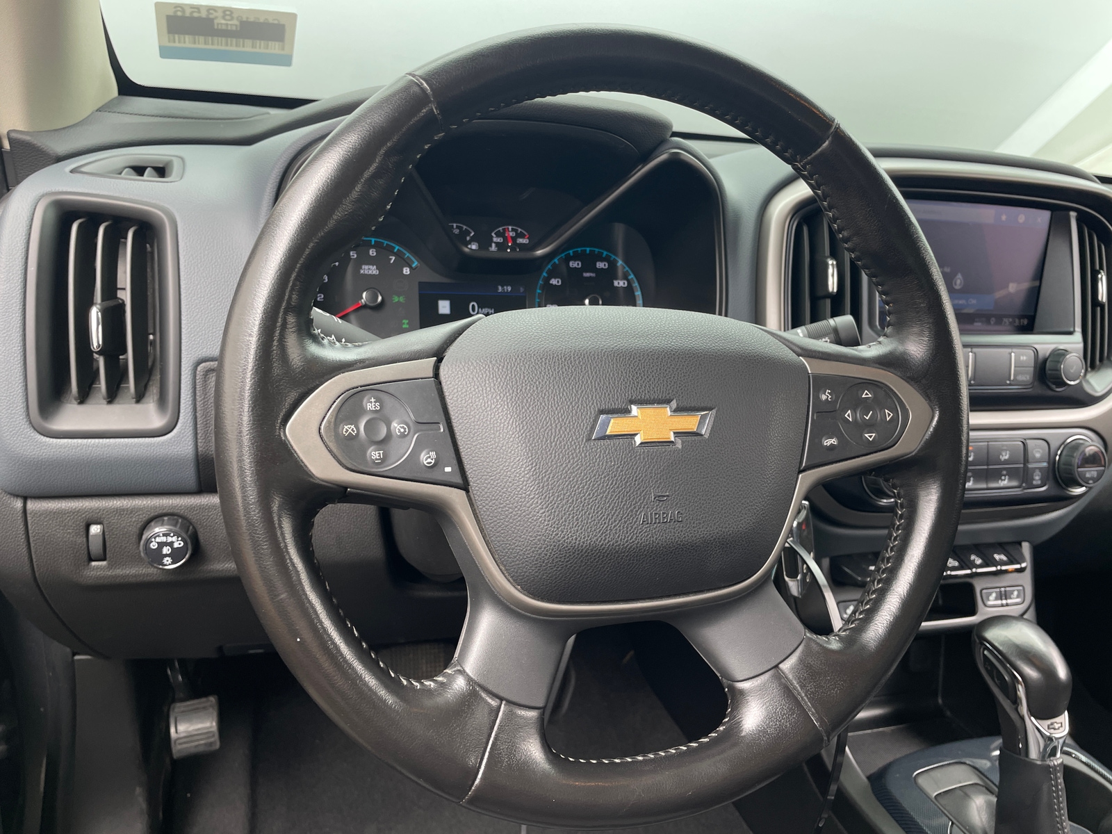 Thumbnail: 2022 Chevrolet Colorado - 5