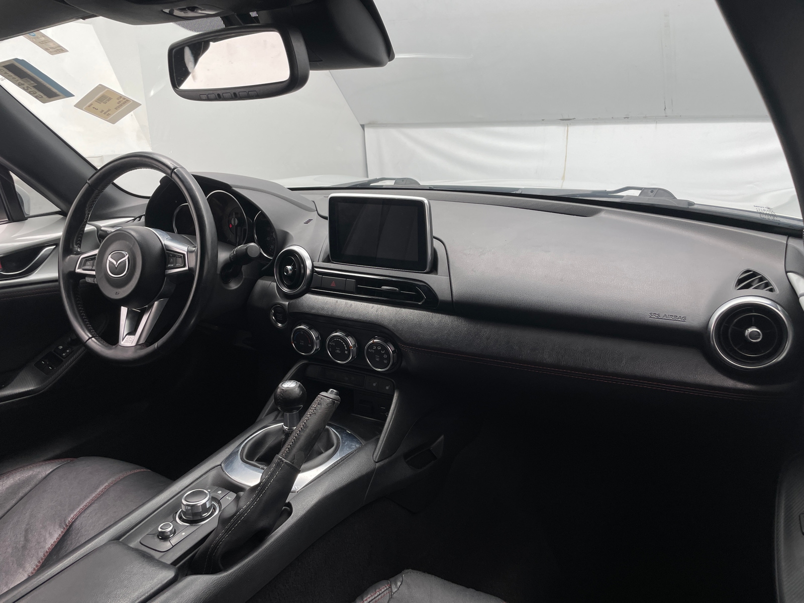 Thumbnail: 2016 Mazda MX-5 Miata - 3