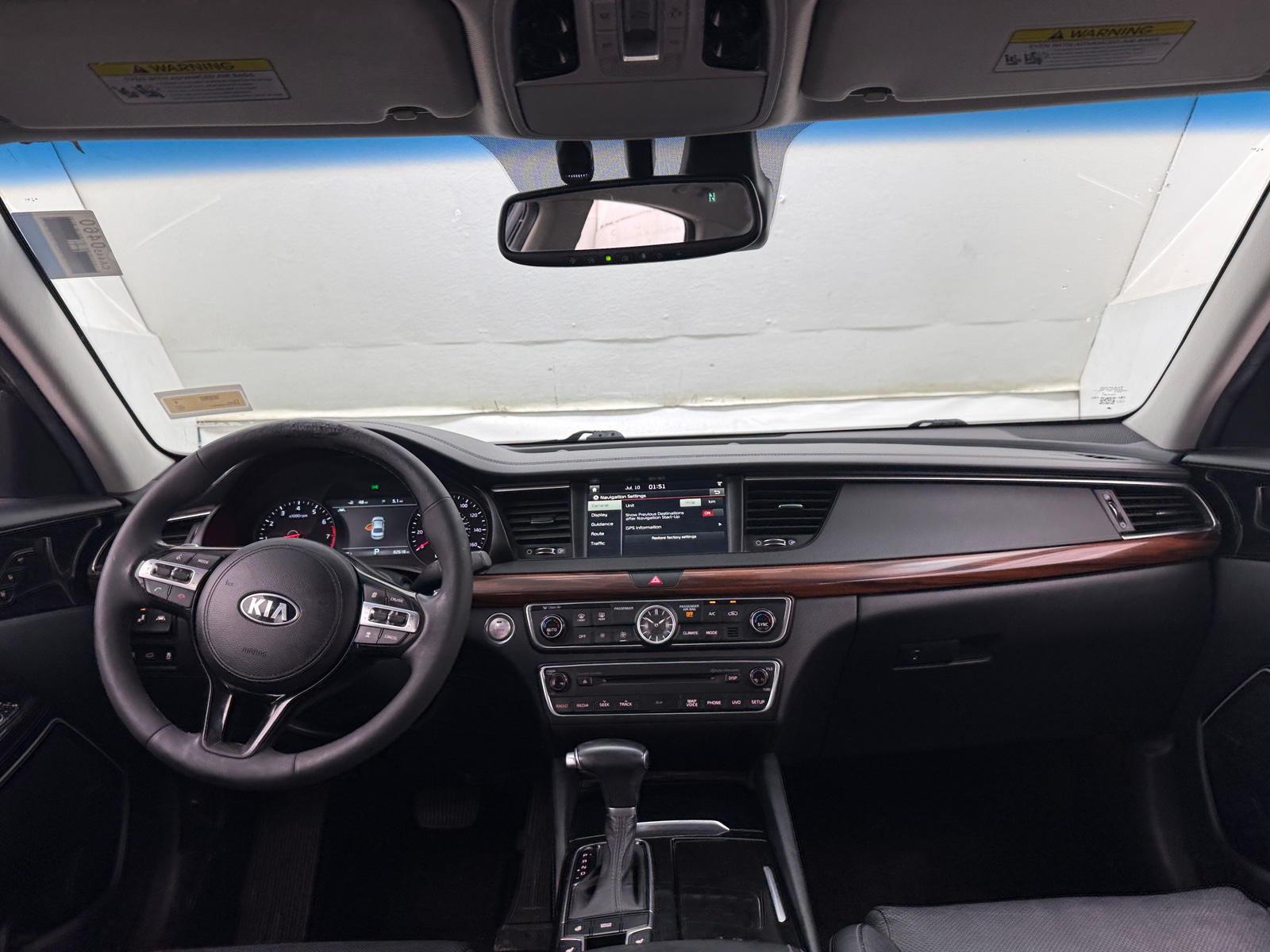 Thumbnail: 2017 Kia Cadenza - 2