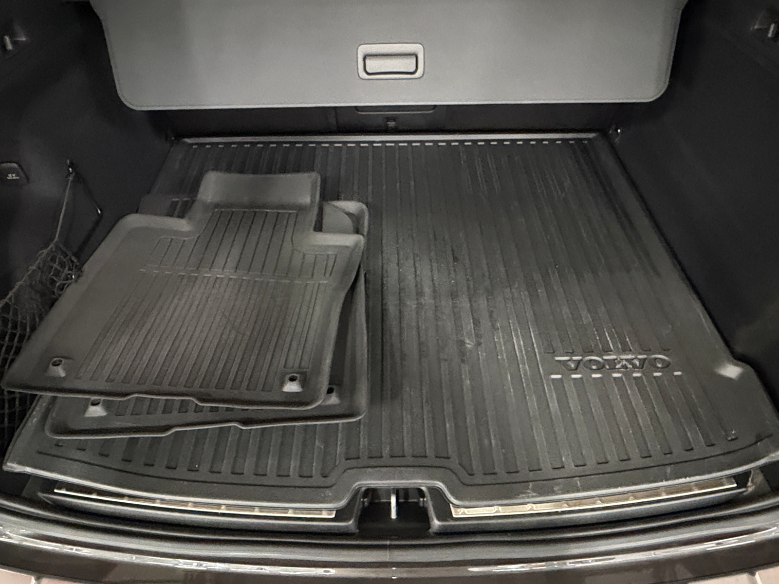 Thumbnail: 2023 Volvo XC60 - 6