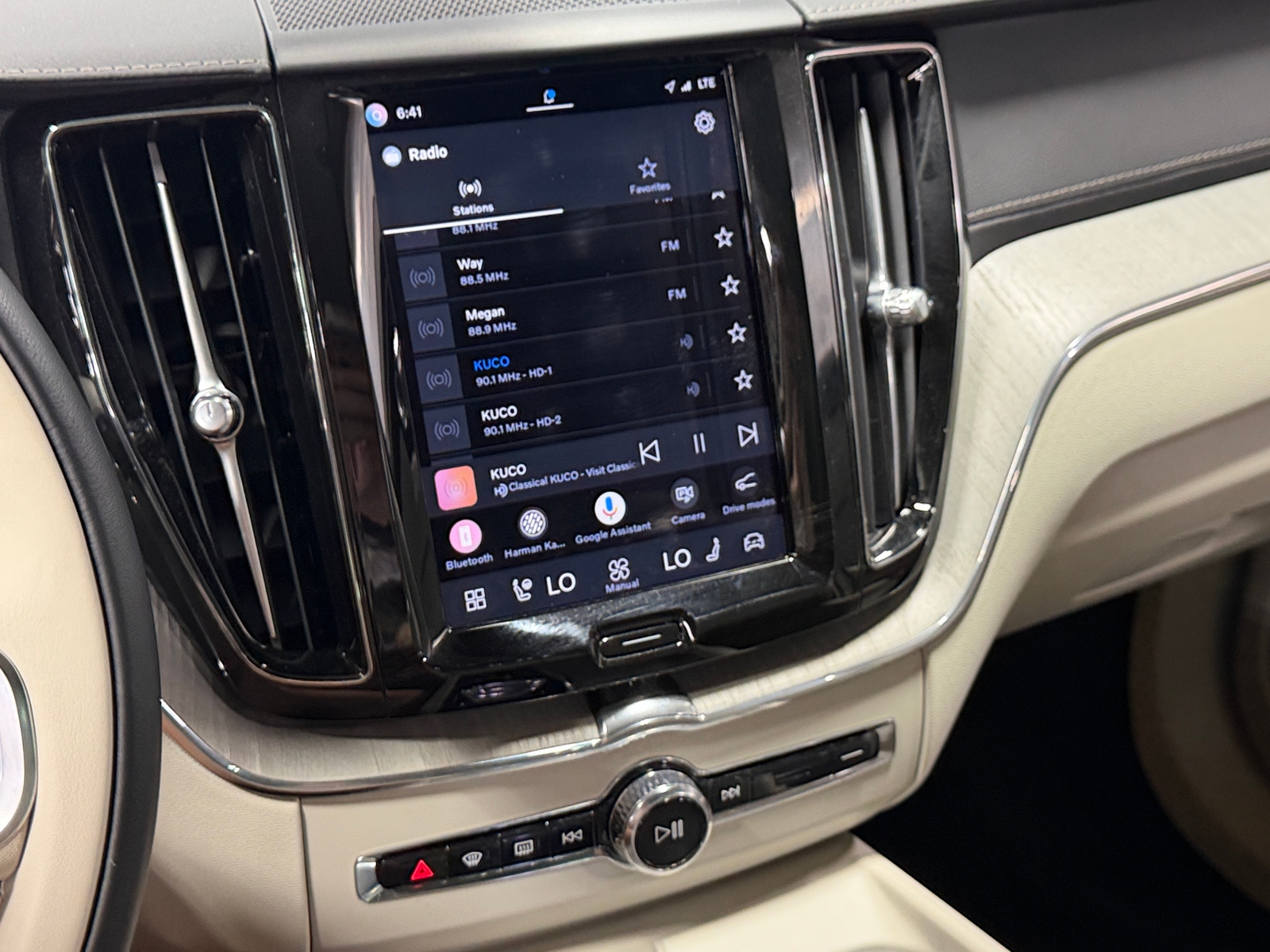 Thumbnail: 2023 Volvo XC60 - 3