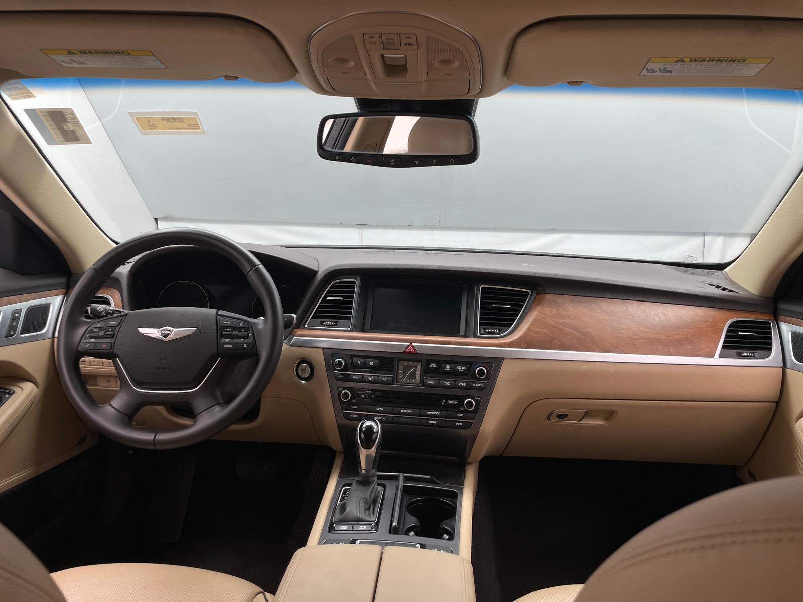 Thumbnail: 2015 Hyundai Genesis - 2