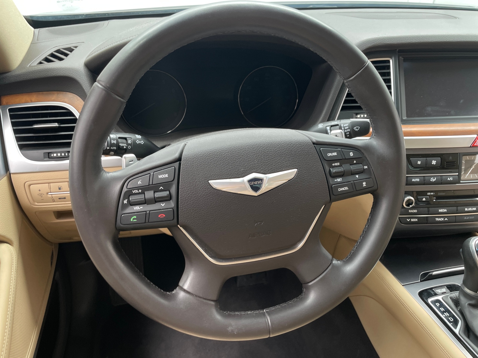 Thumbnail: 2015 Hyundai Genesis - 4