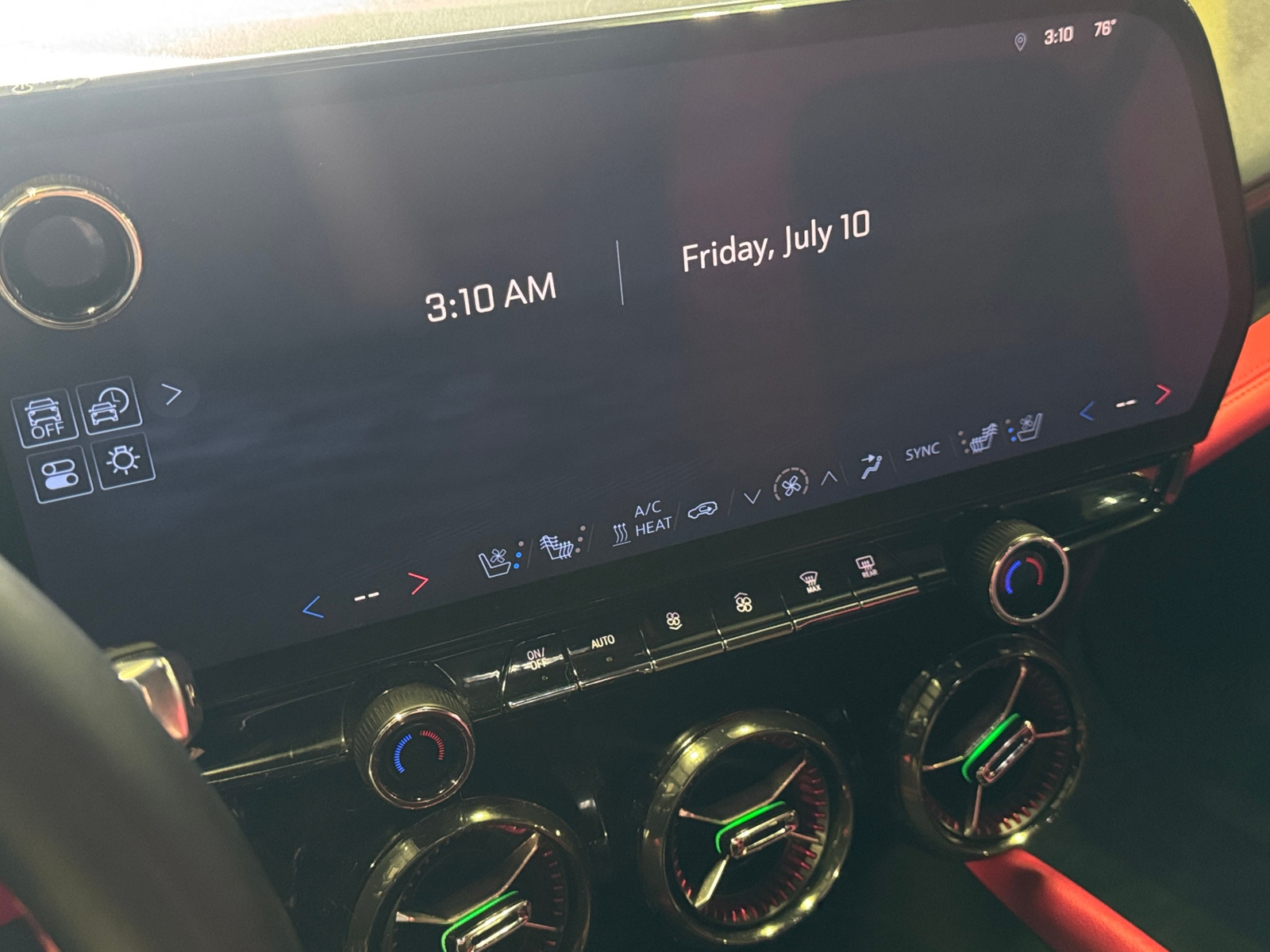 Thumbnail: 2024 Chevrolet Blazer EV - 3