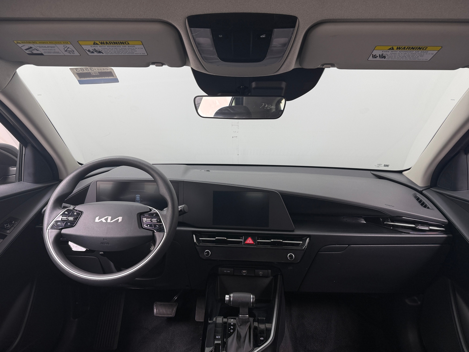 Thumbnail: 2025 Kia Niro - 3