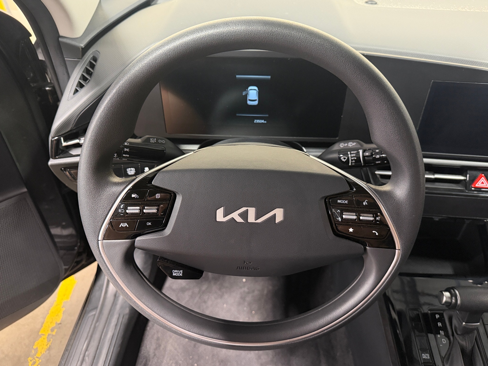 Thumbnail: 2025 Kia Niro - 5