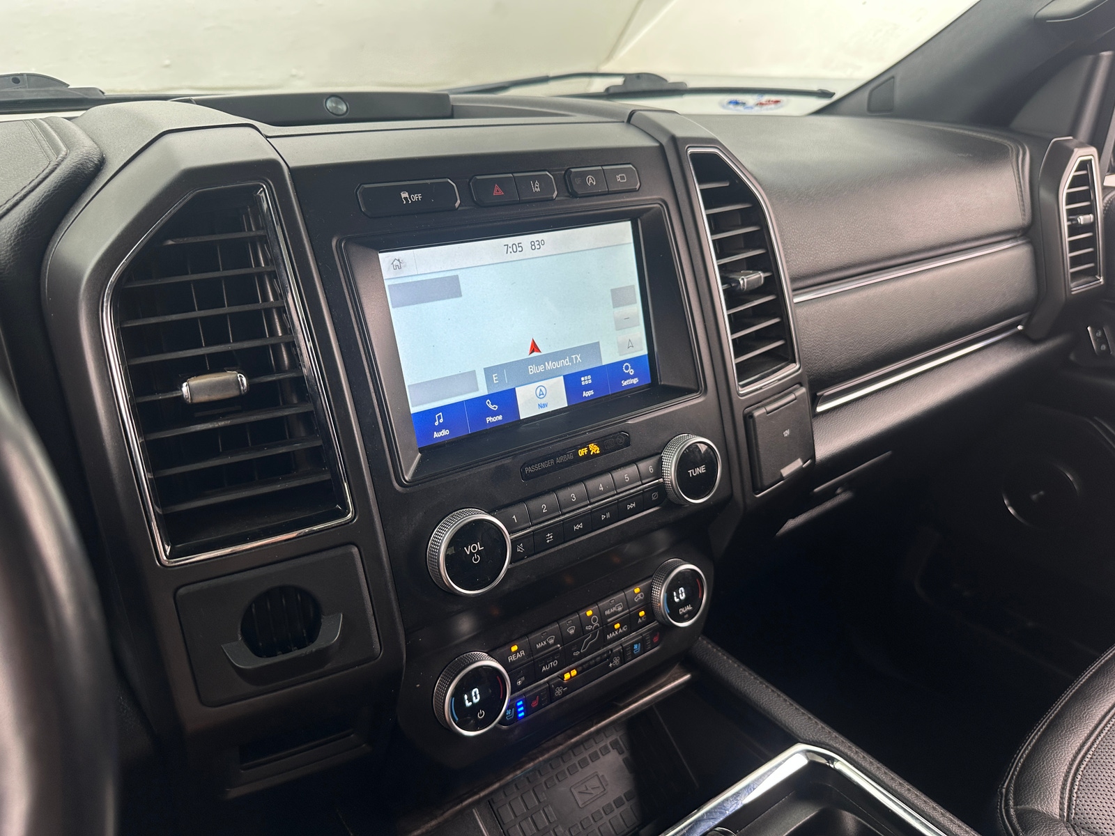 Thumbnail: 2021 Ford Expedition - 3